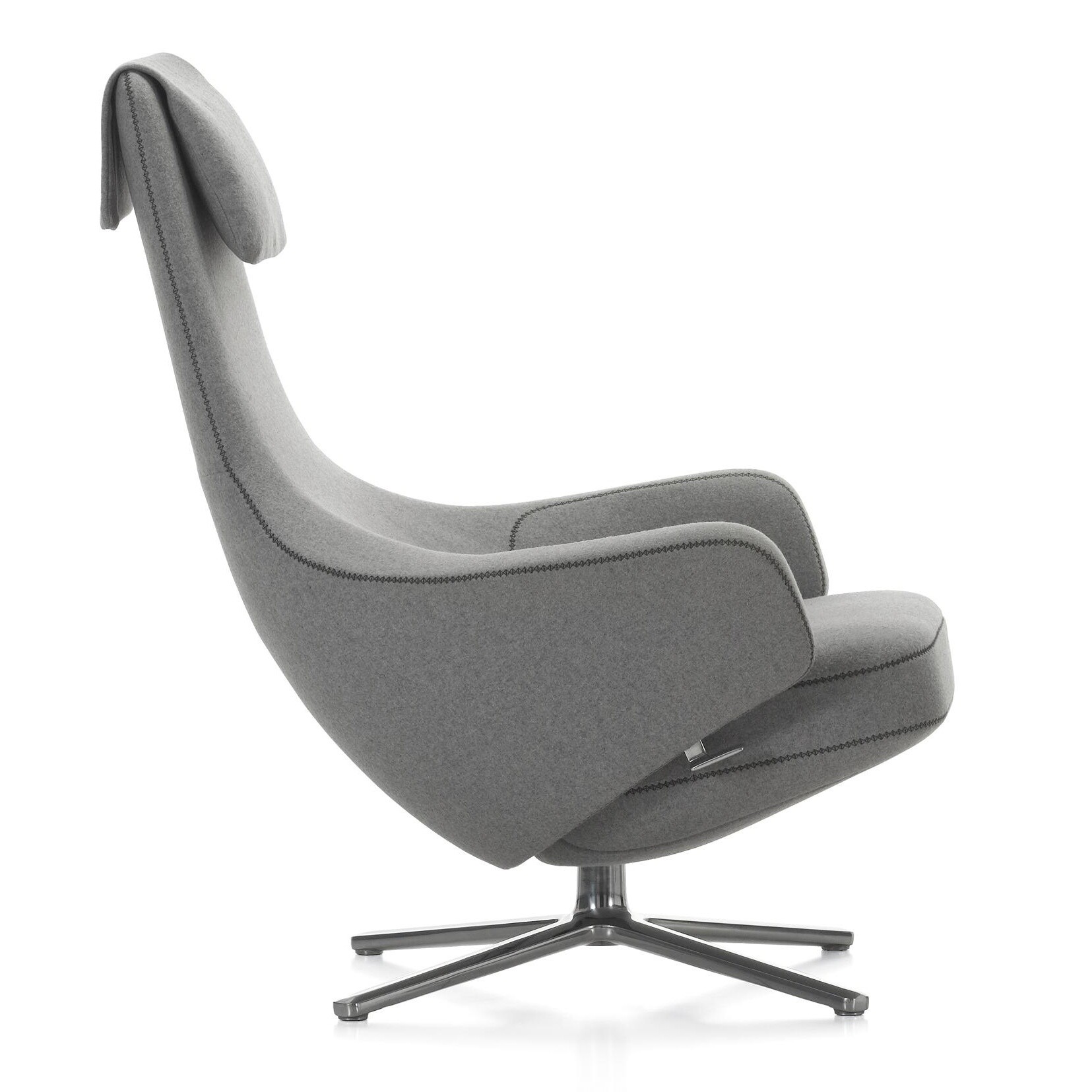 Repos Lounge Chair
