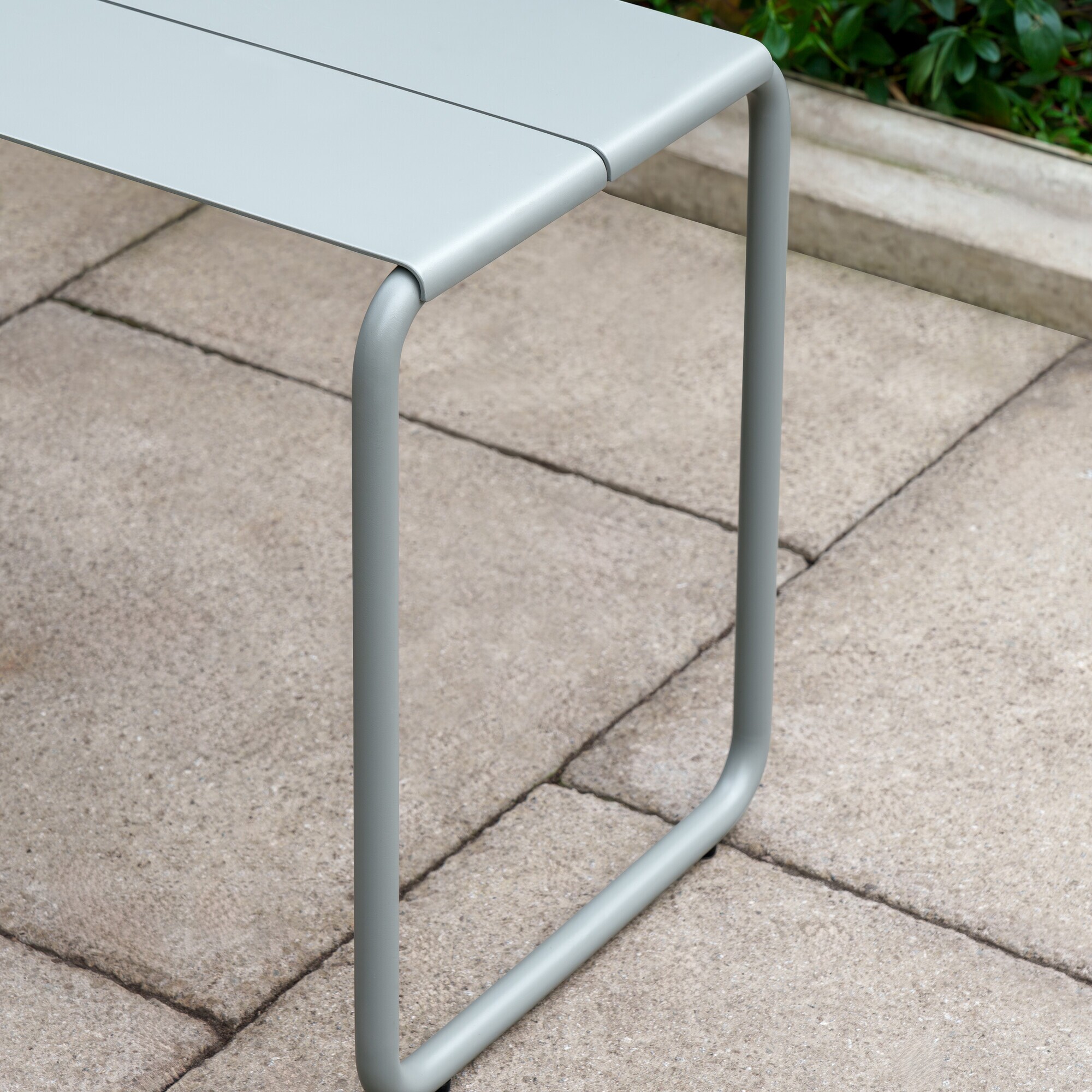 Sine Outdoor Bench