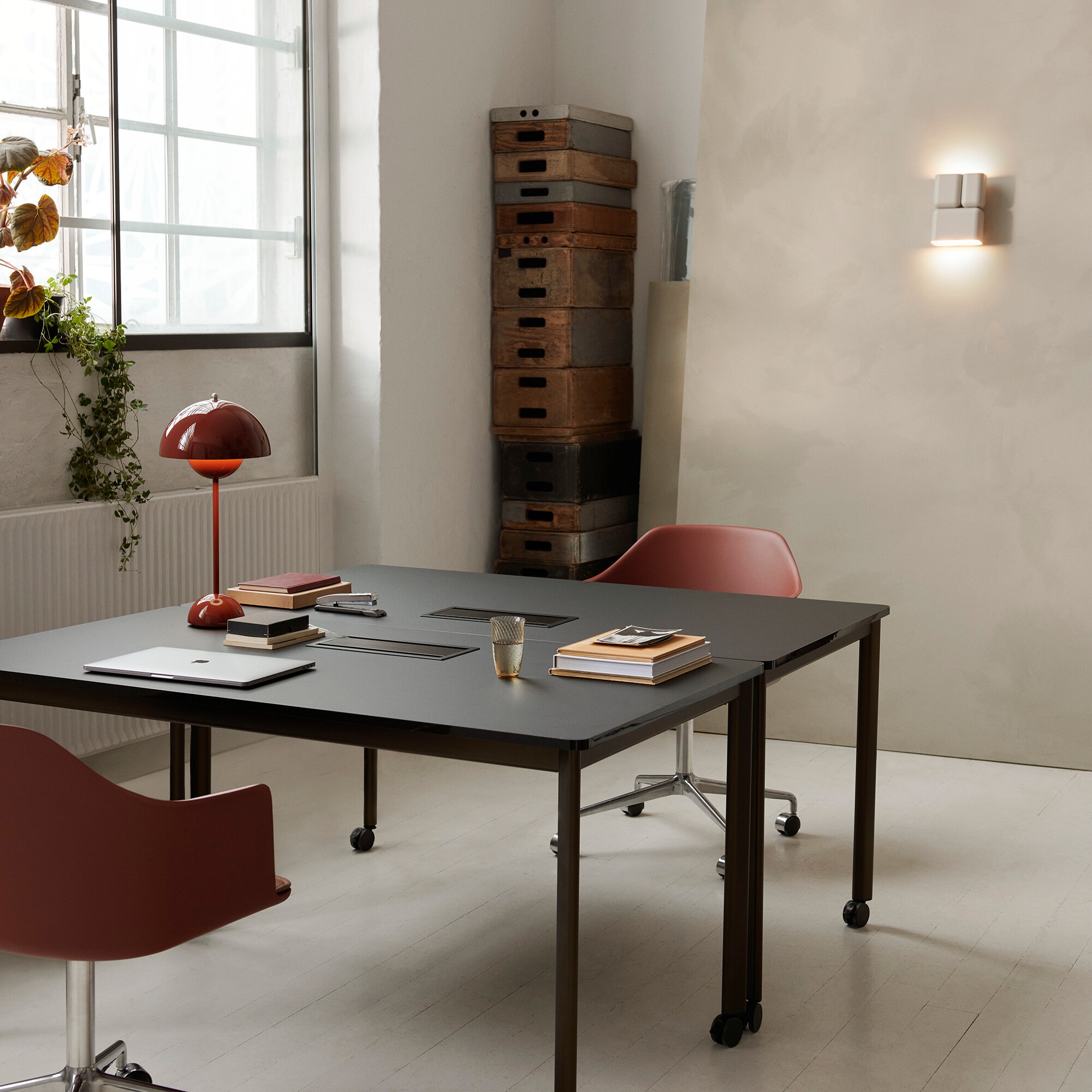 Tabata LN10 Wall Lamp