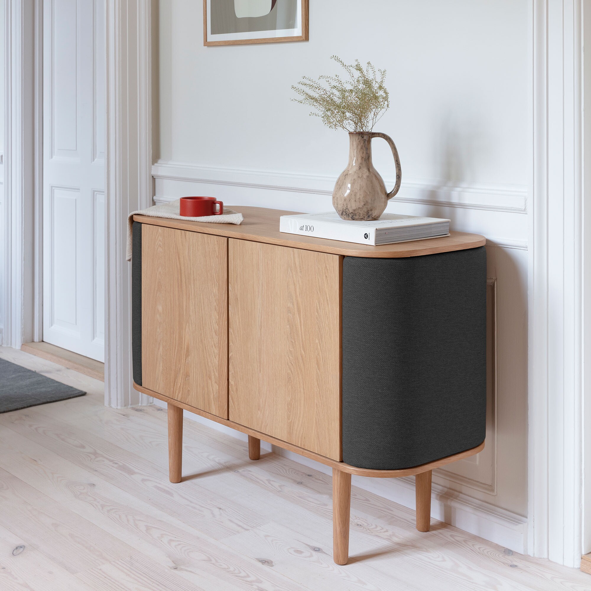 Treasures Sideboard with 2 Doors
