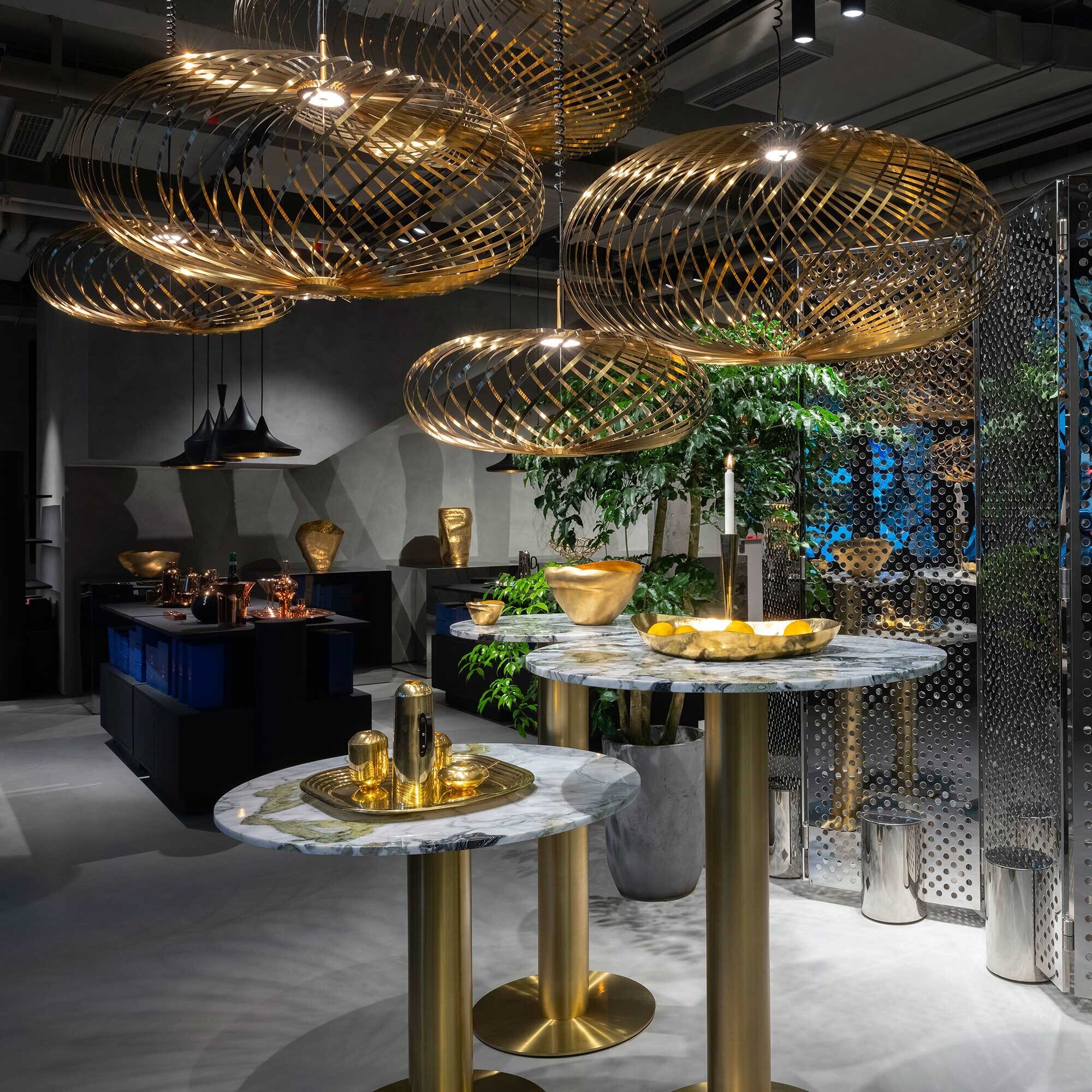 Spring LED Suspension Lamp L