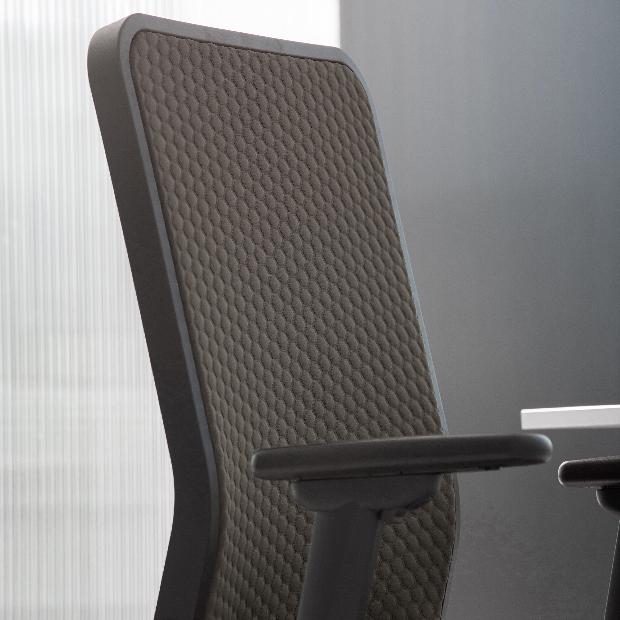 W1C Low Office Chair Backrest Flat Upholstery