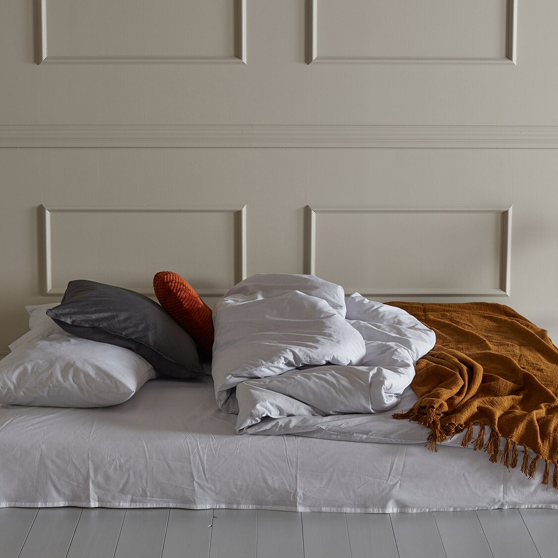 Sigmund Sofa Bed Oak 200x84cm