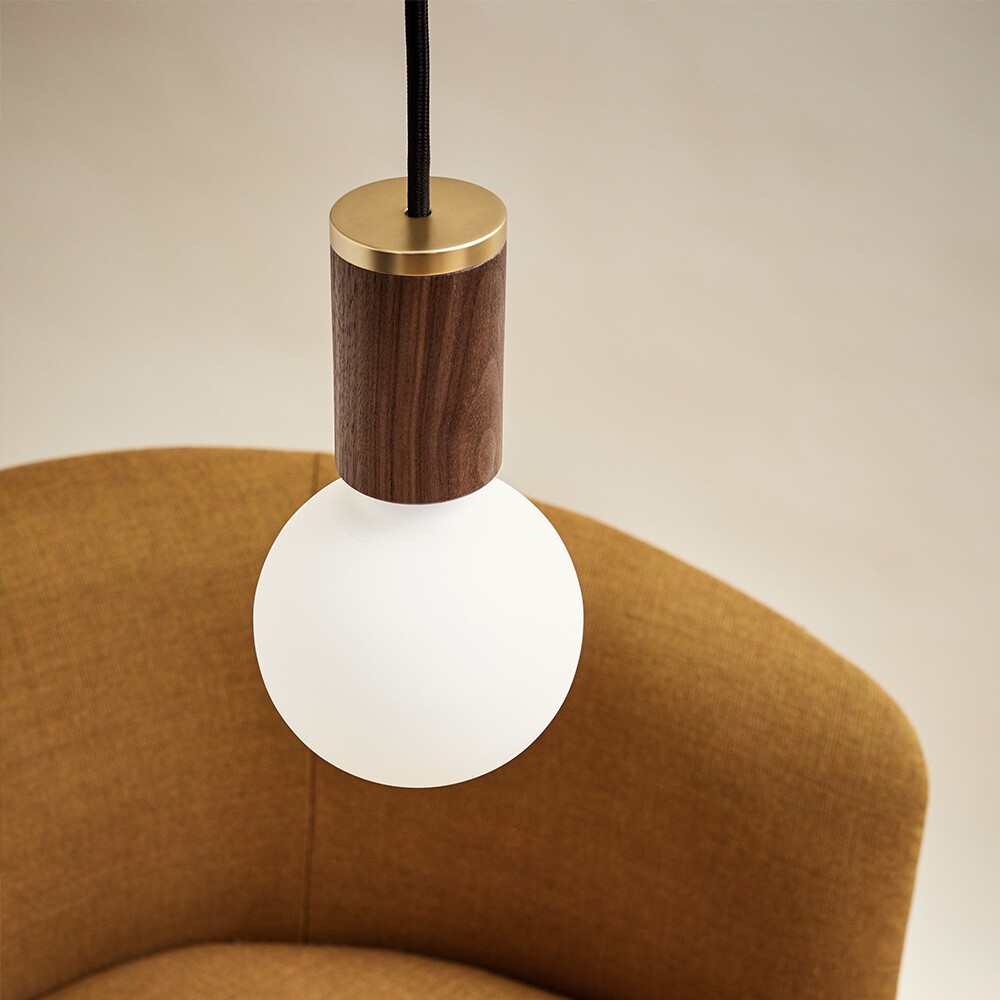 Sphere III LED E27 GLOBE 360° 7W =} 48W Dim To Warm