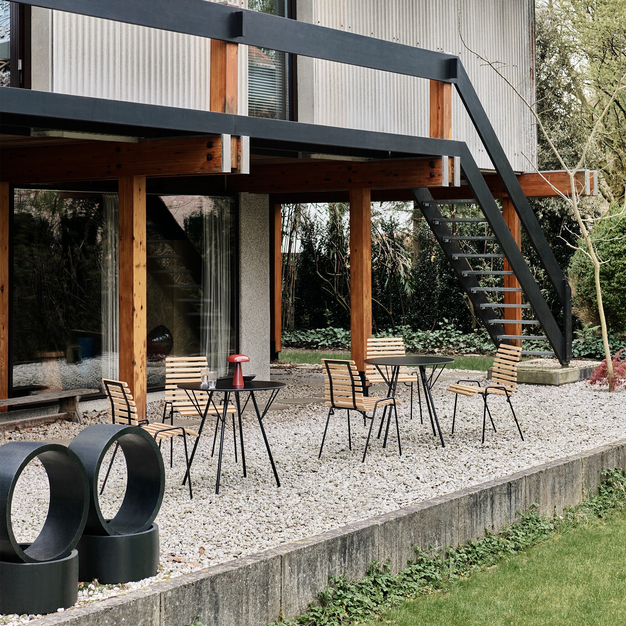 Royal Festival Hall RD5 Terrace Table