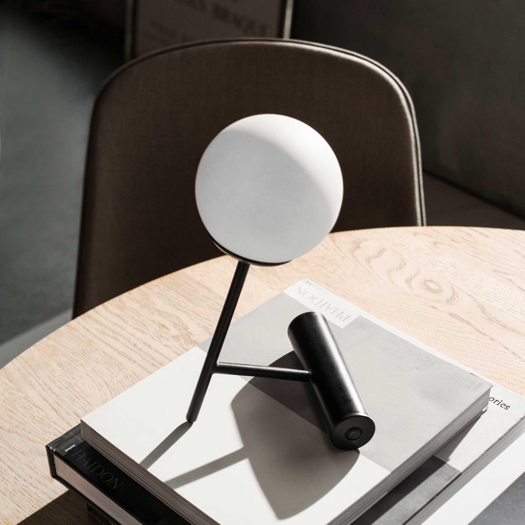 Phare LED Table Lamp With Battery