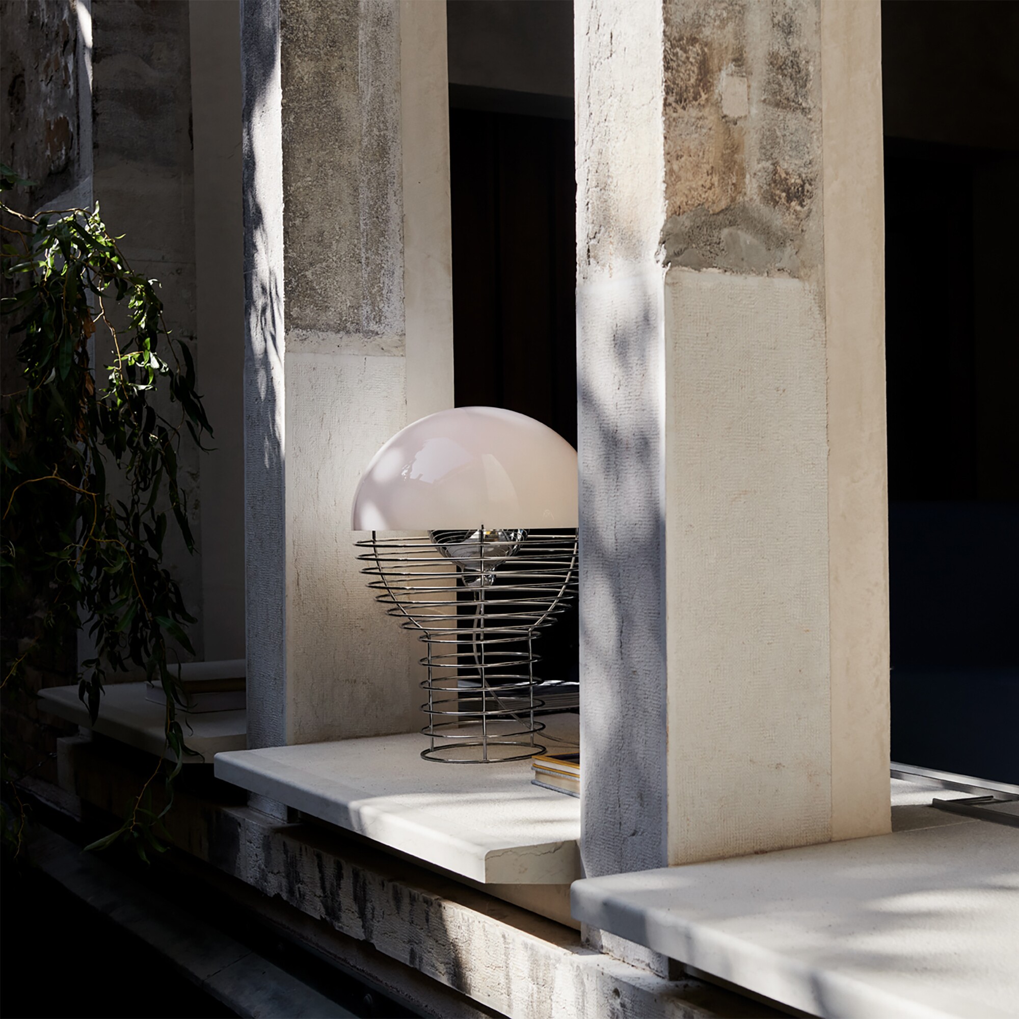 Wire Table Lamp Ø 40cm