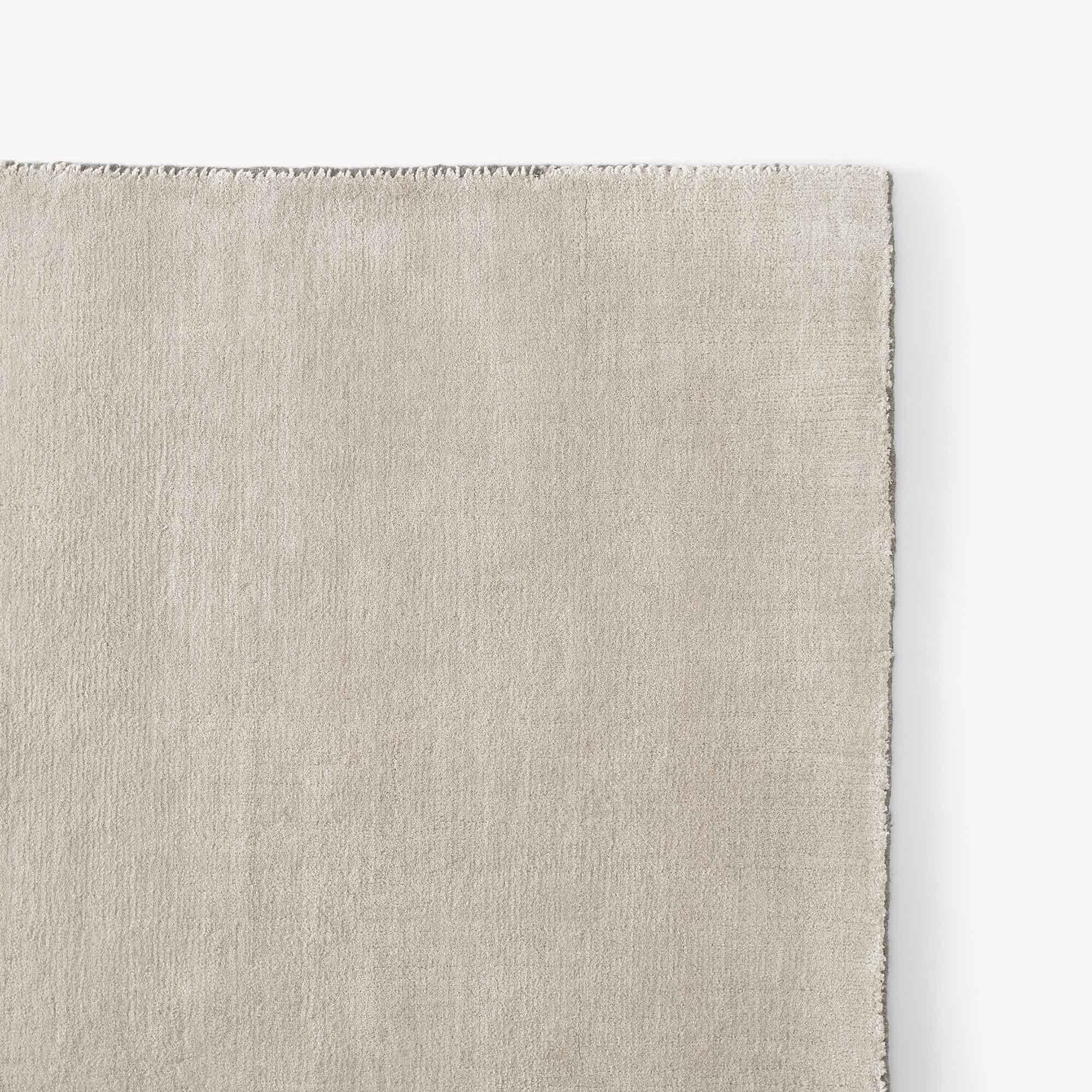 The Moor AP7 Rug Rectangular