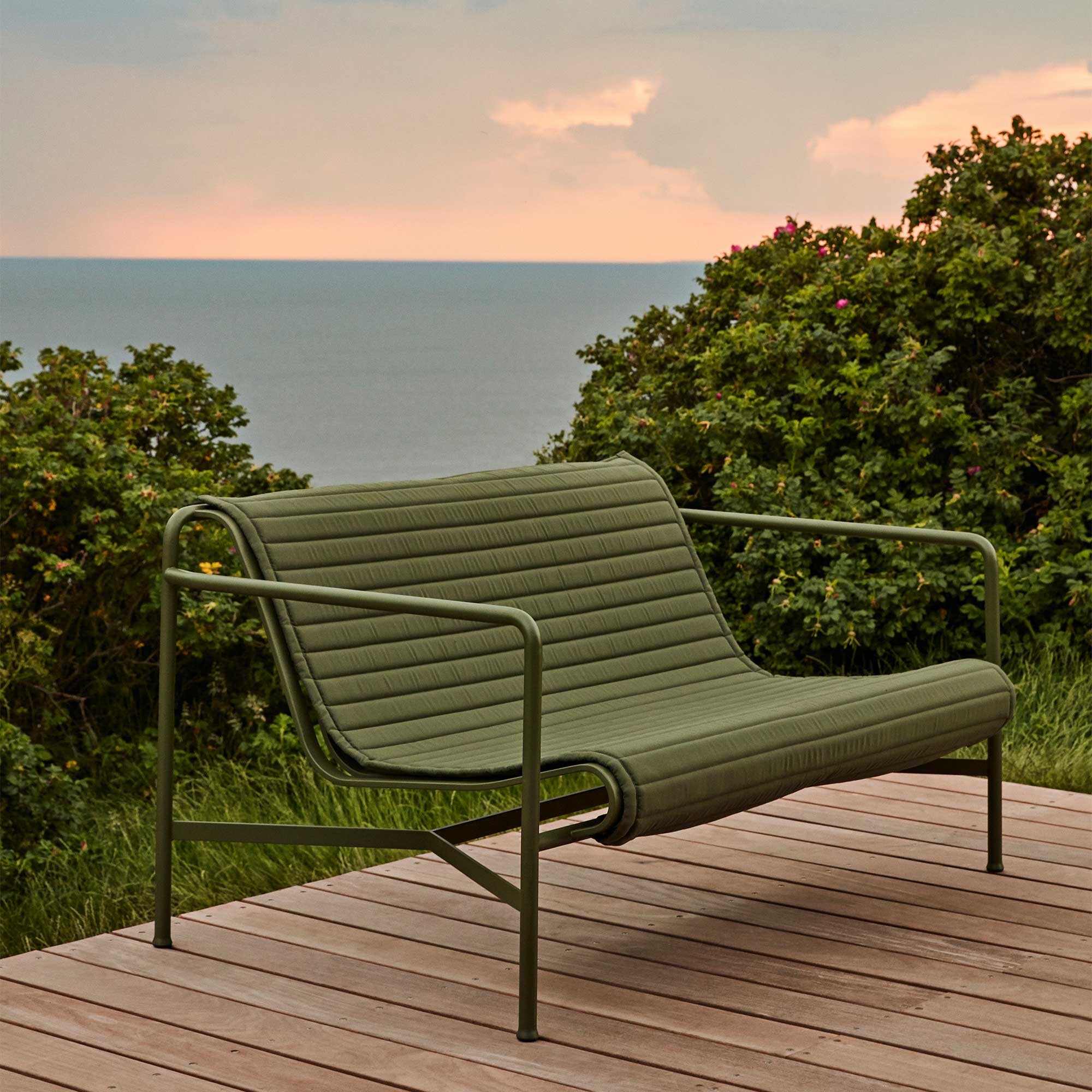 Palissade Garden Set Lounge Sofa + Ottoman