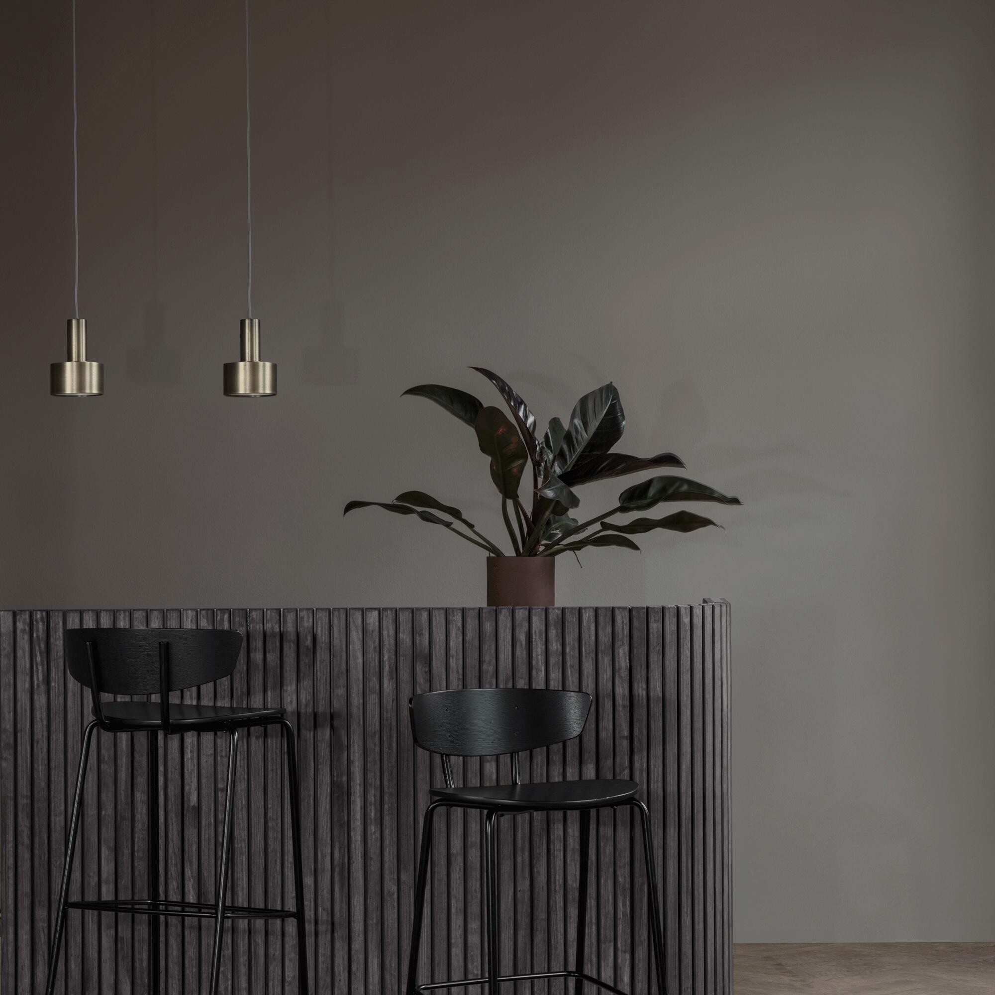 Socket Low Suspension Lamp