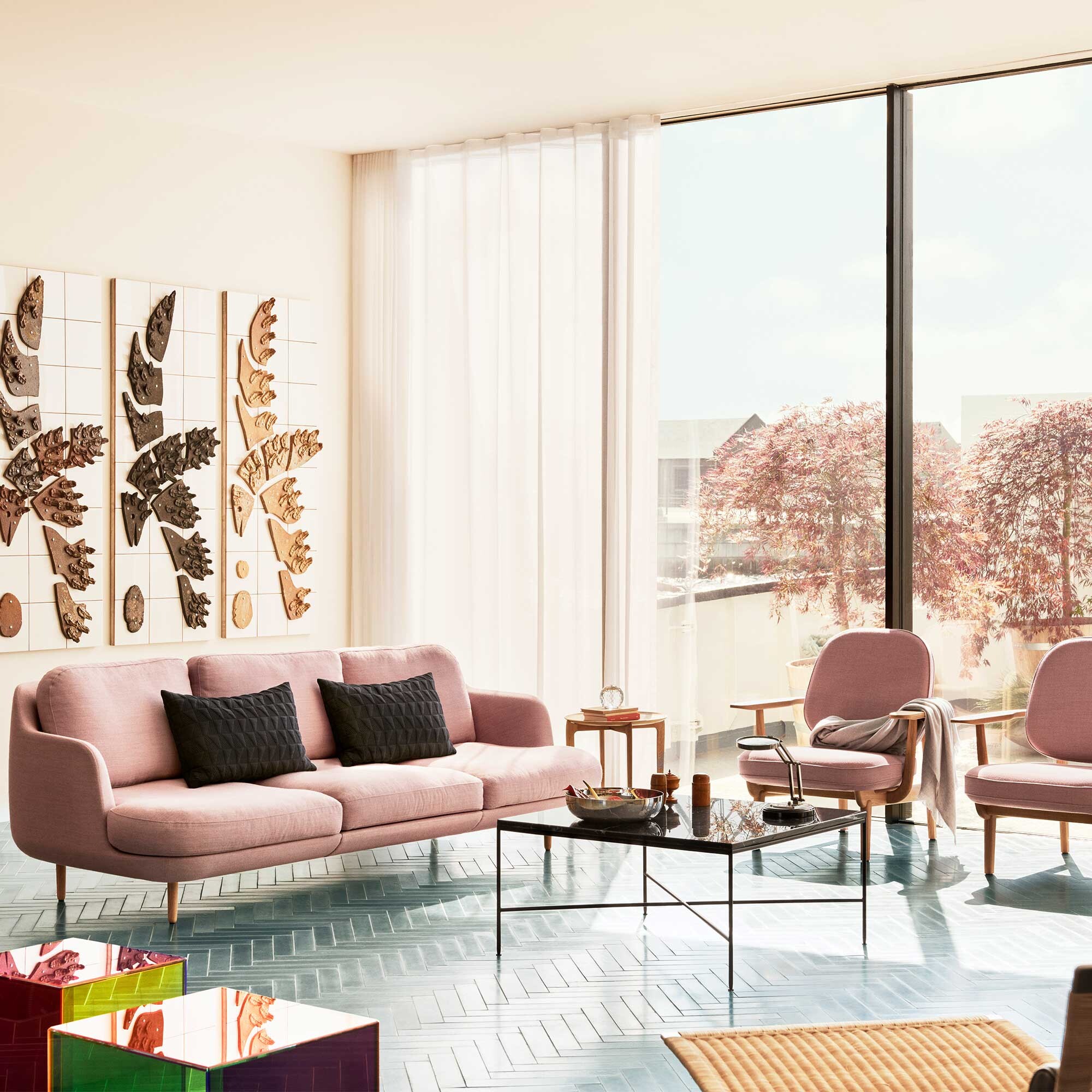 Planner™ MC320 Coffee Table Square