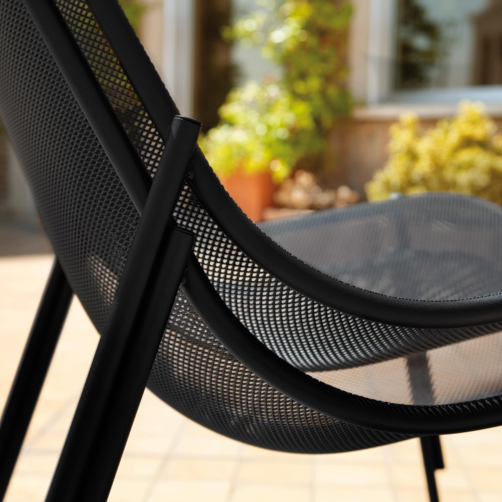 Round Outdoor Lounge Chair