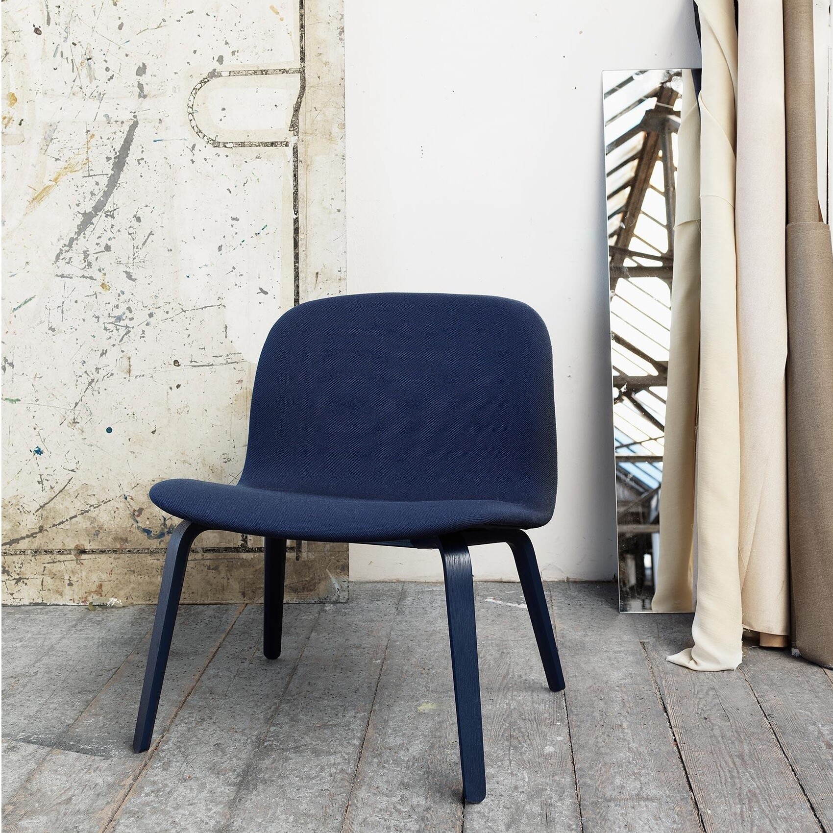 Visu Lounge Chair With Wood Frame