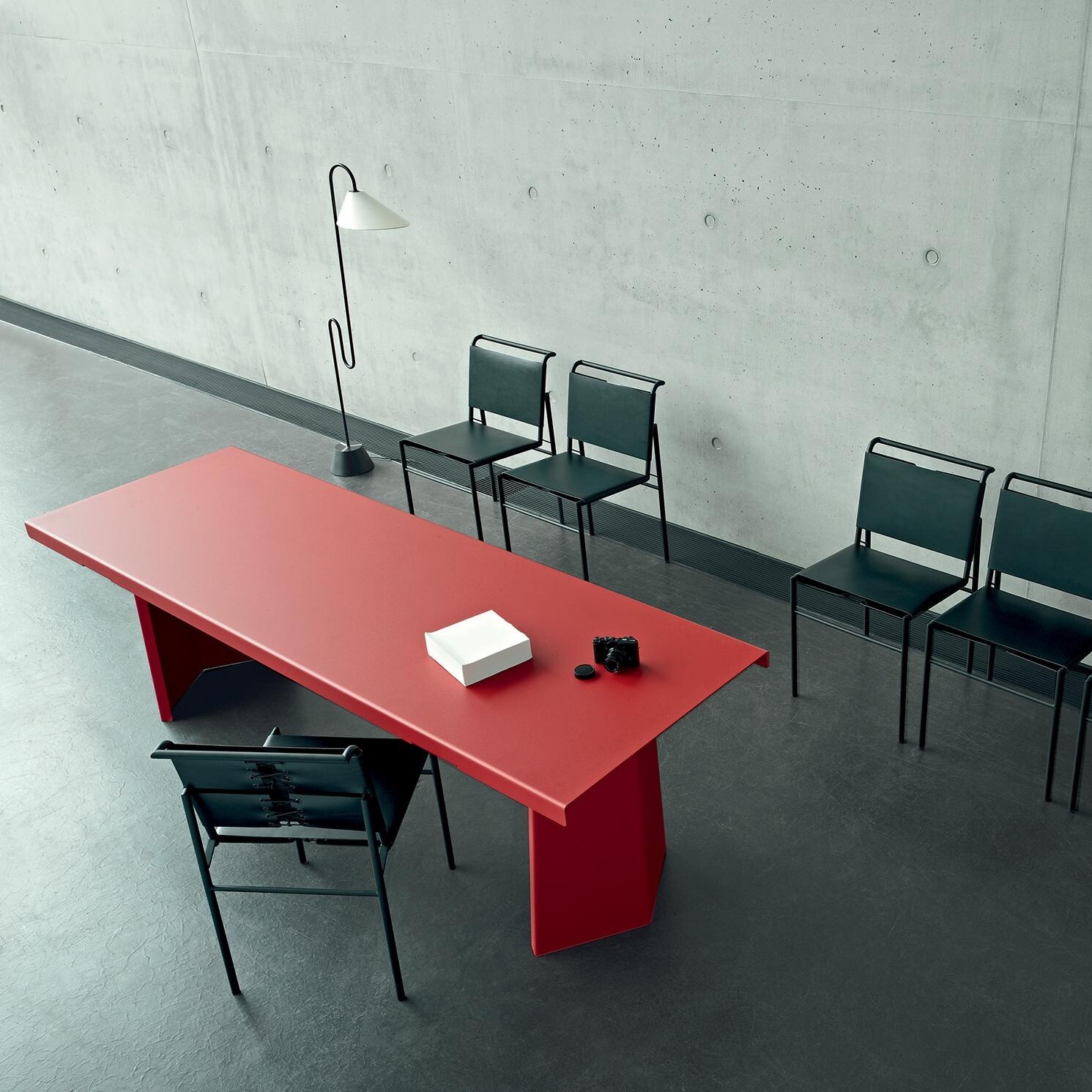 Pallas Indoor Table 75x300cm