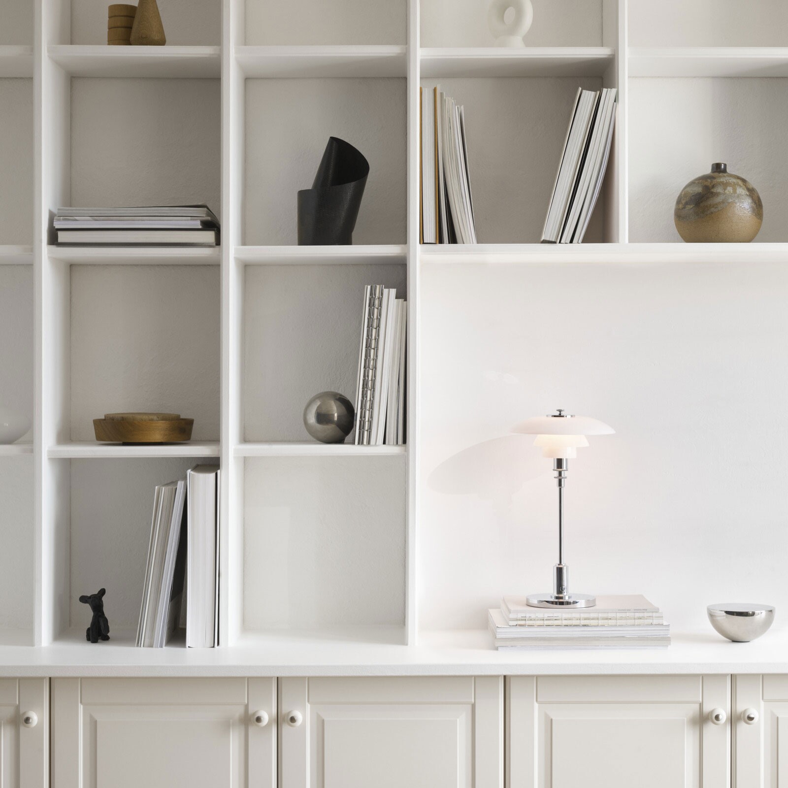 PH 2/1 Portable LED Table Lamp with Battery