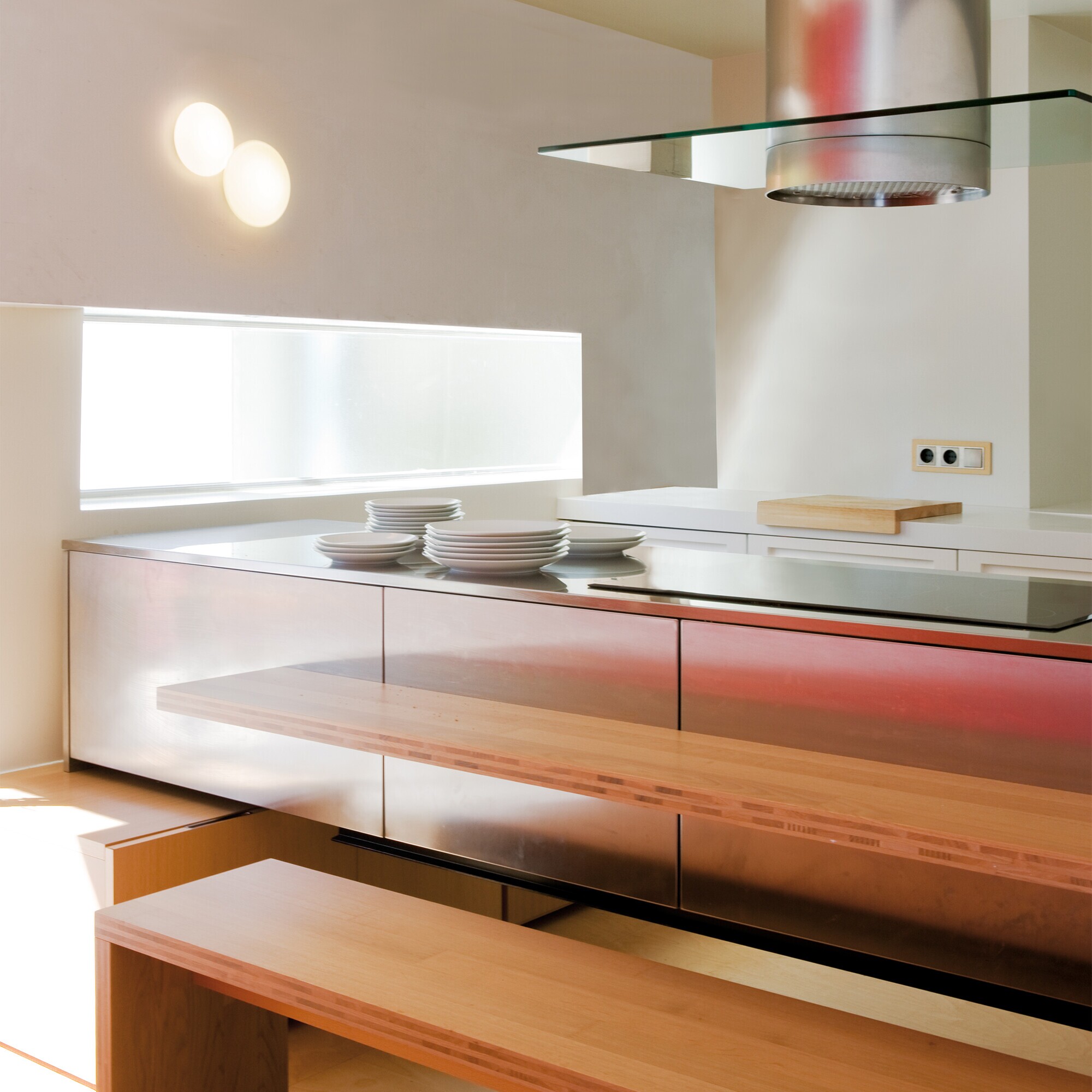 Puck Wall/ Ceiling Lamp