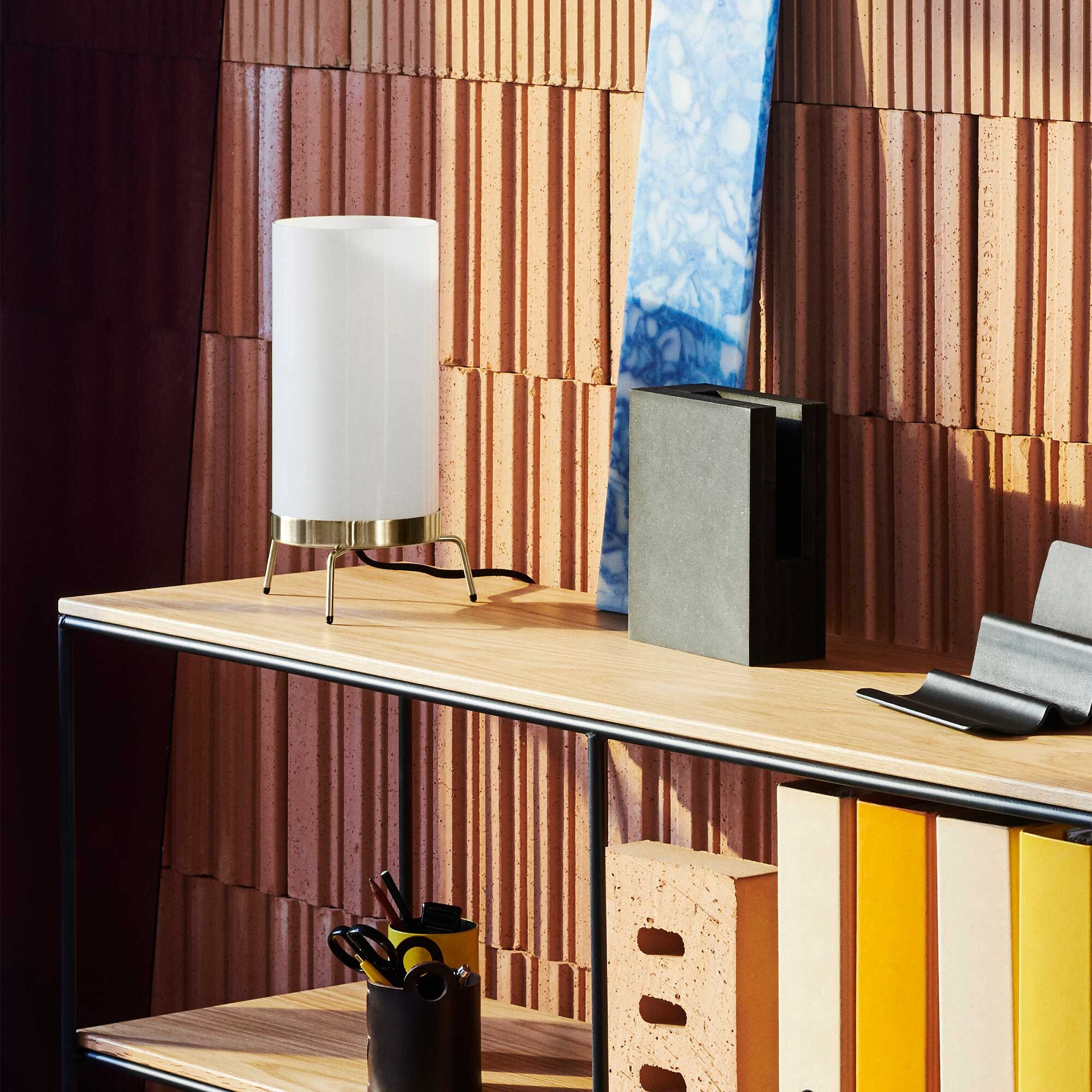 Planner™ PM02 Table Lamp