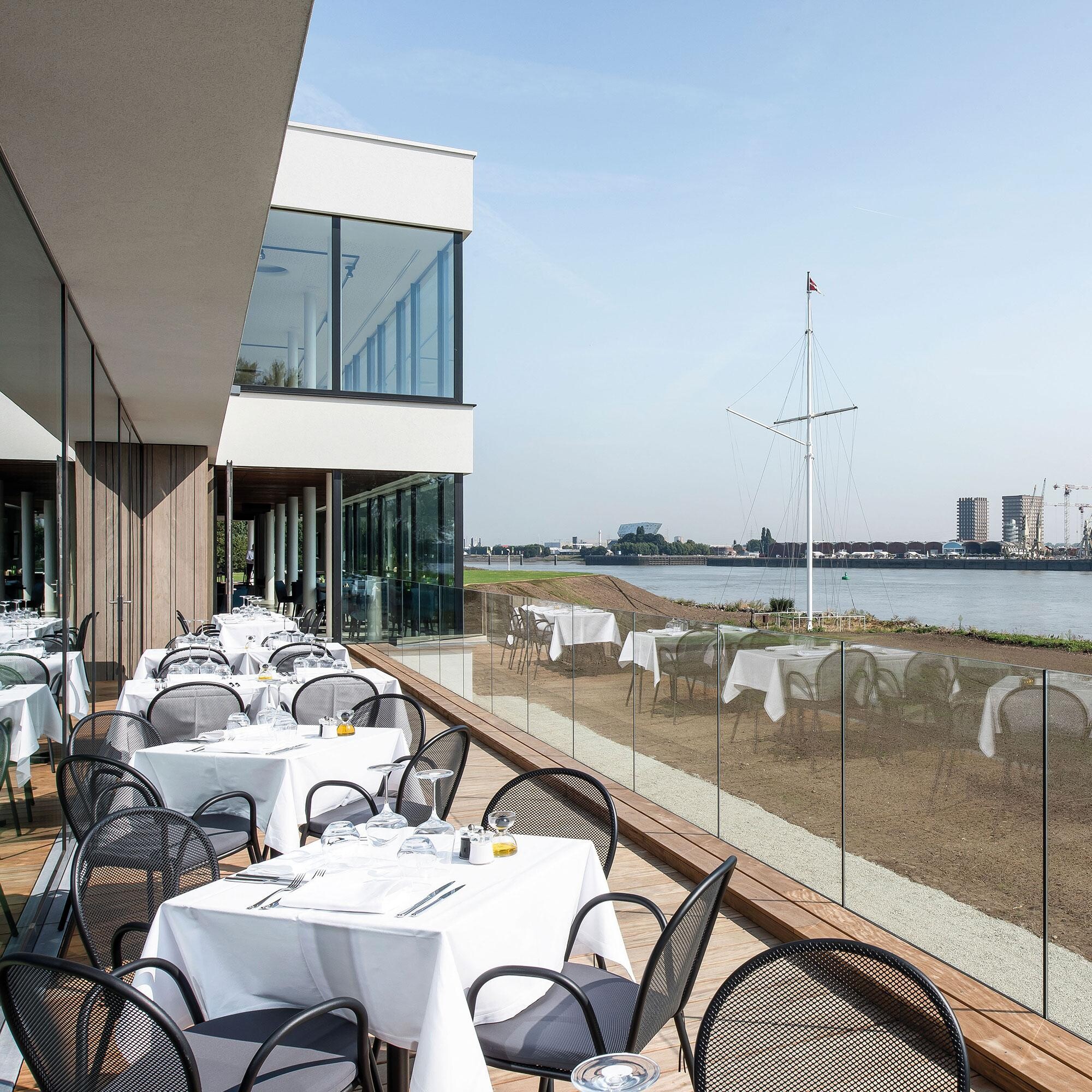 Ronda Garden Armchair