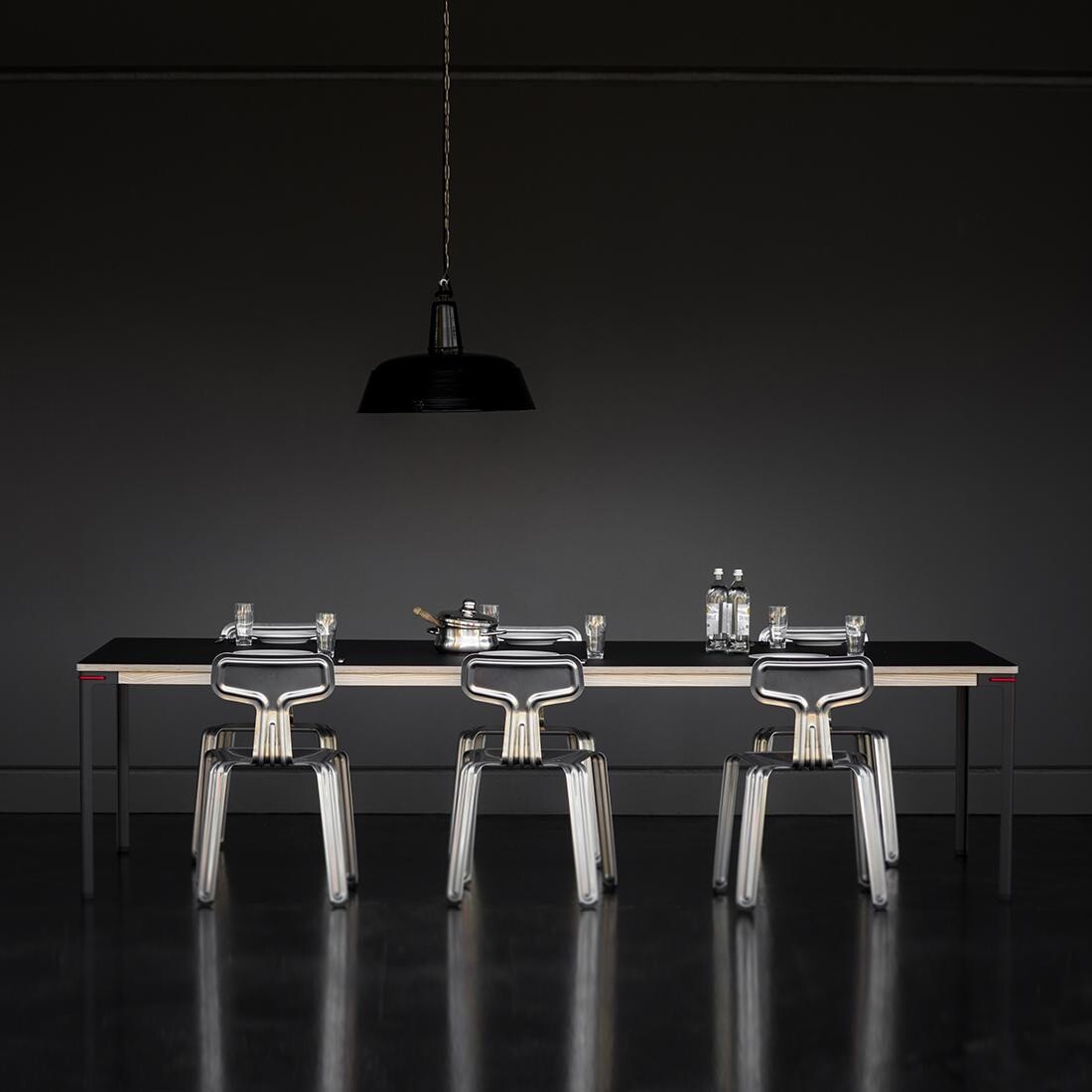 Seiltänzer Table Rectangular