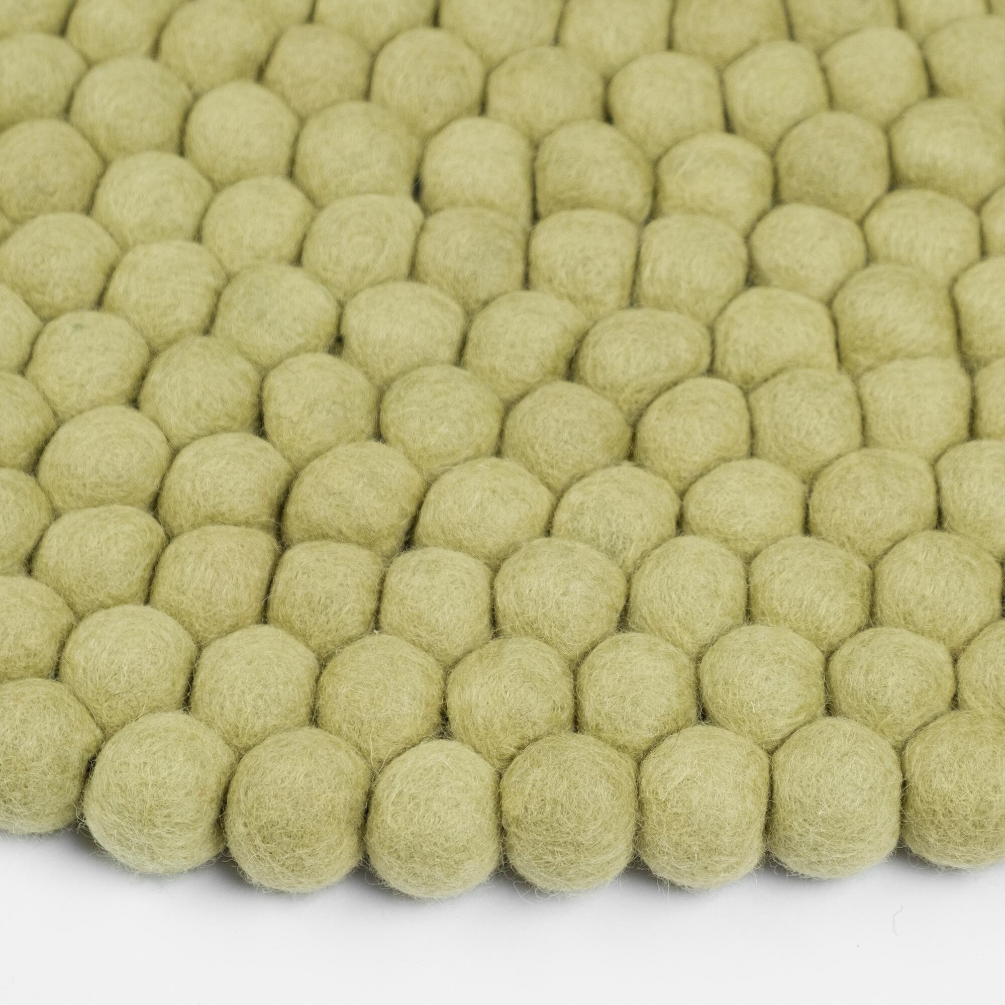 Pitt Felt Ball Rug