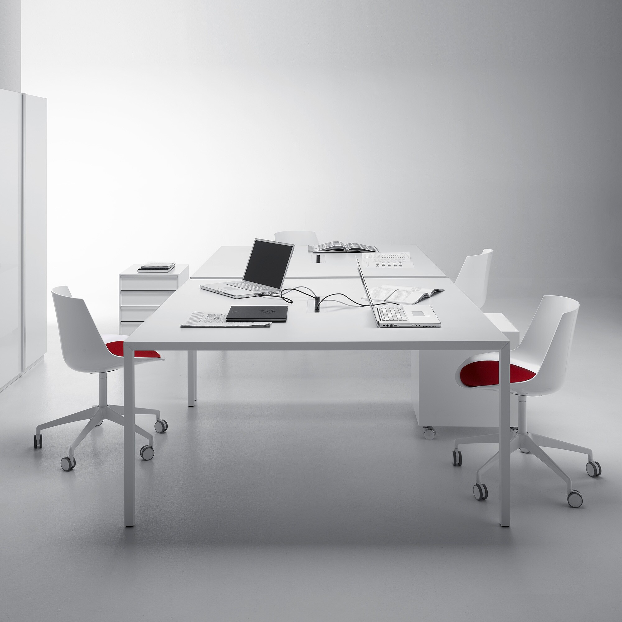 Tense Dining Table White