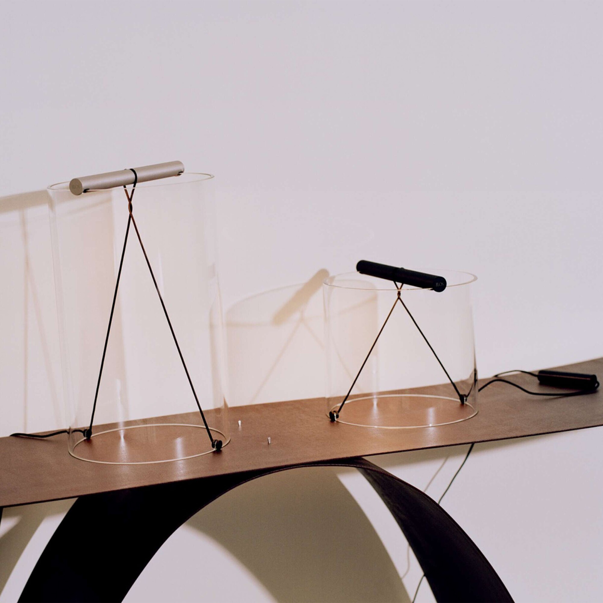 To-Tie T3 LED Table Lamp