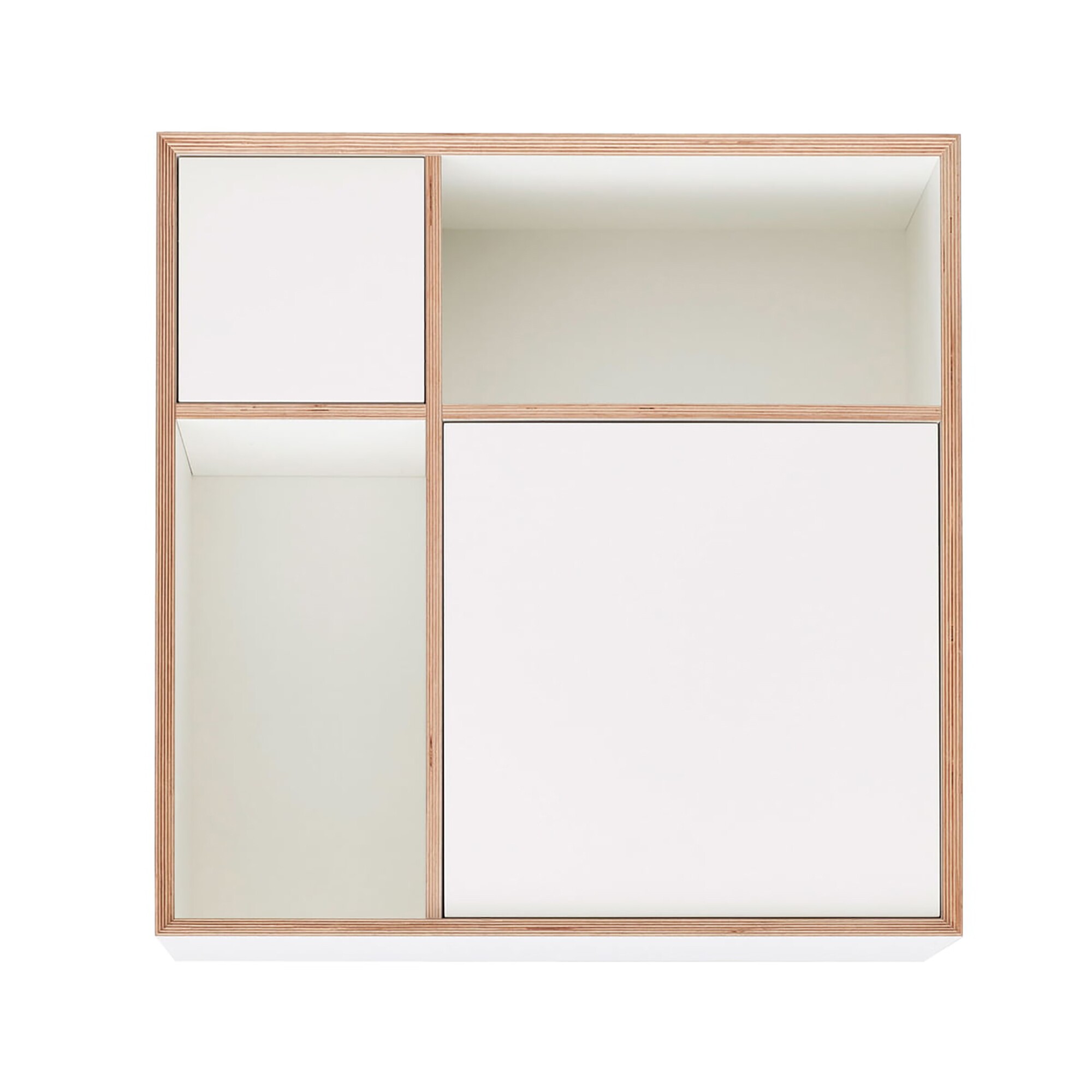 Vertiko Ply Three Shelf