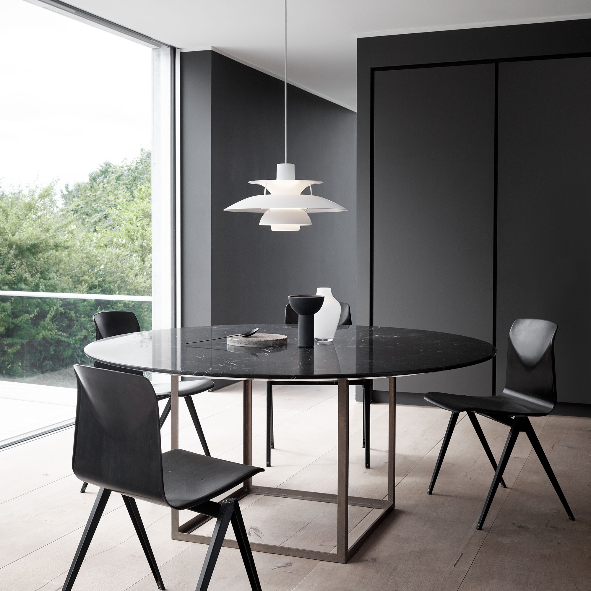 PH 5 Monochrome Suspension Lamp