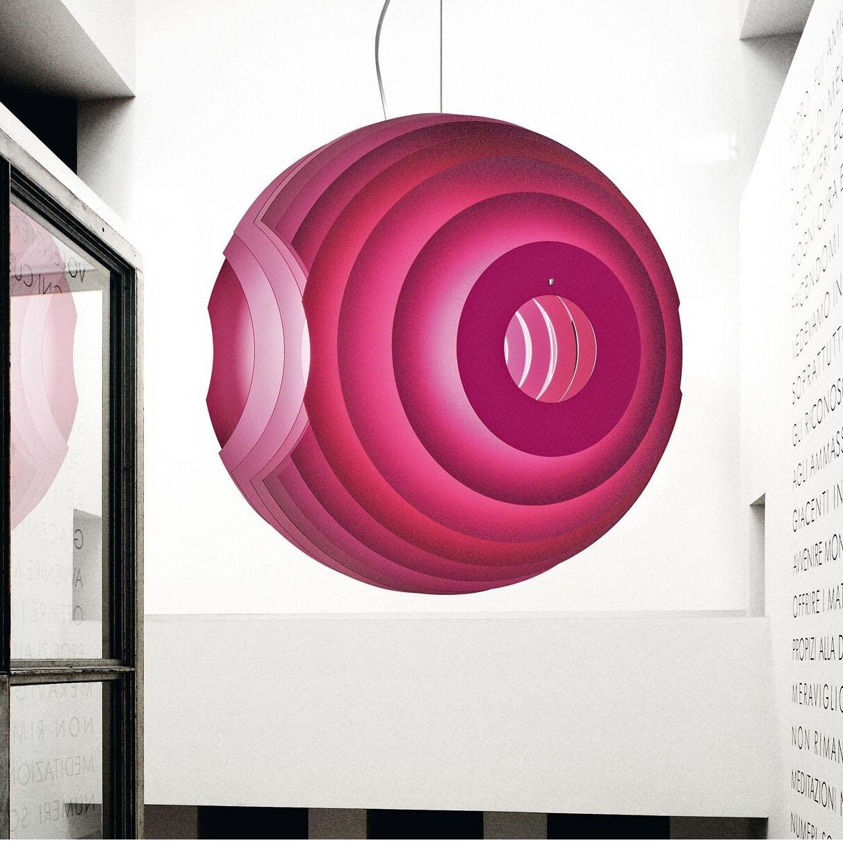 Supernova Suspension Lamp