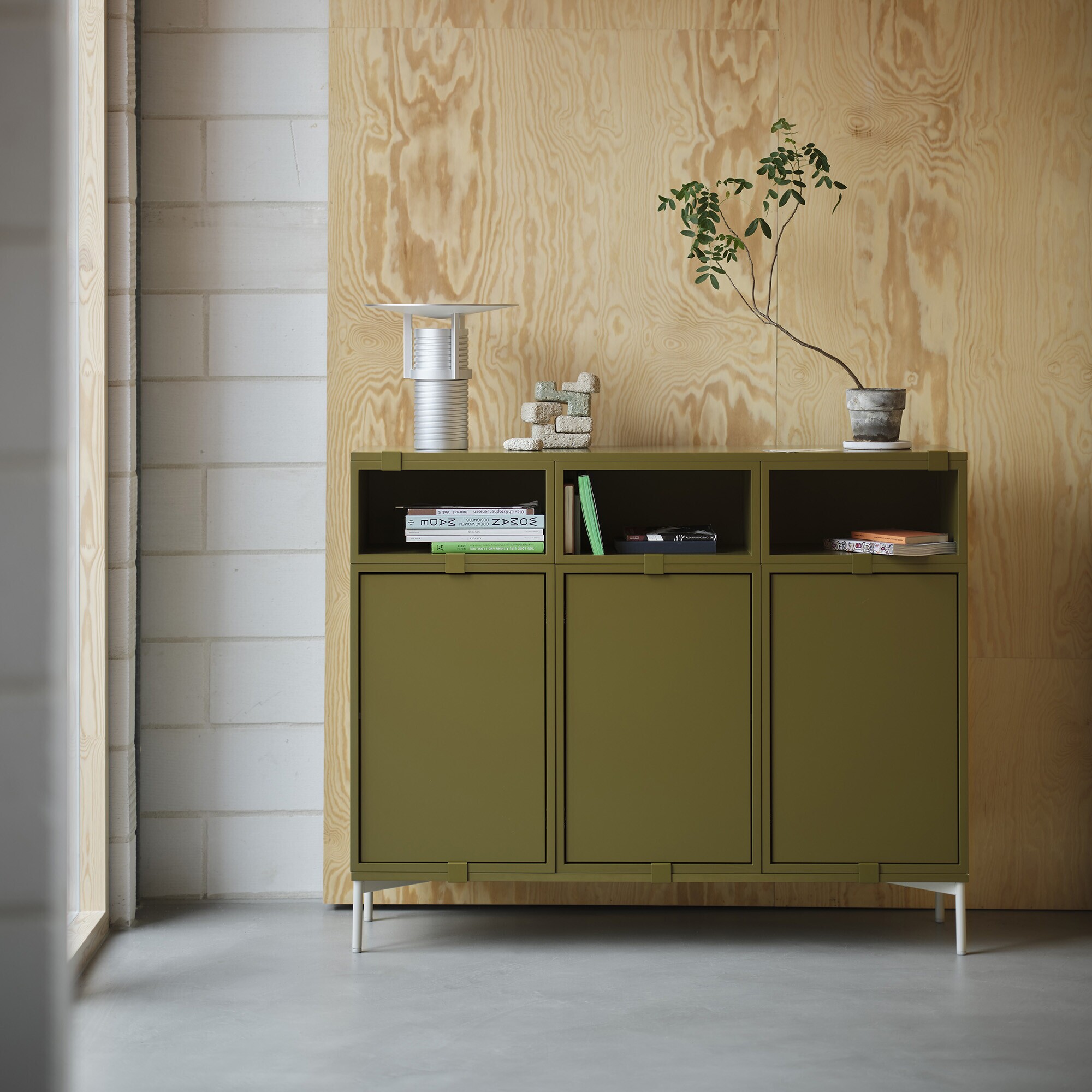 Stacked 2.0 Sideboard Configuration 3