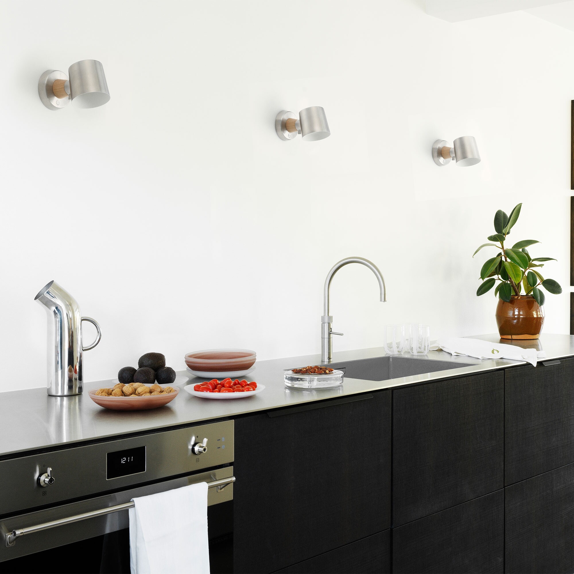 Rise Wall Lamp Hardwired Stainless Steel