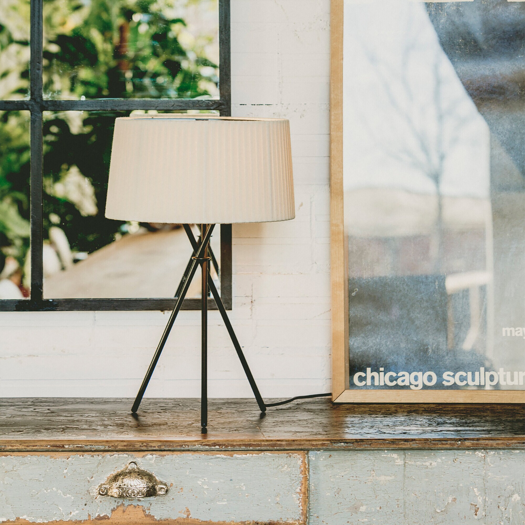 Tripode M3 Table Lamp