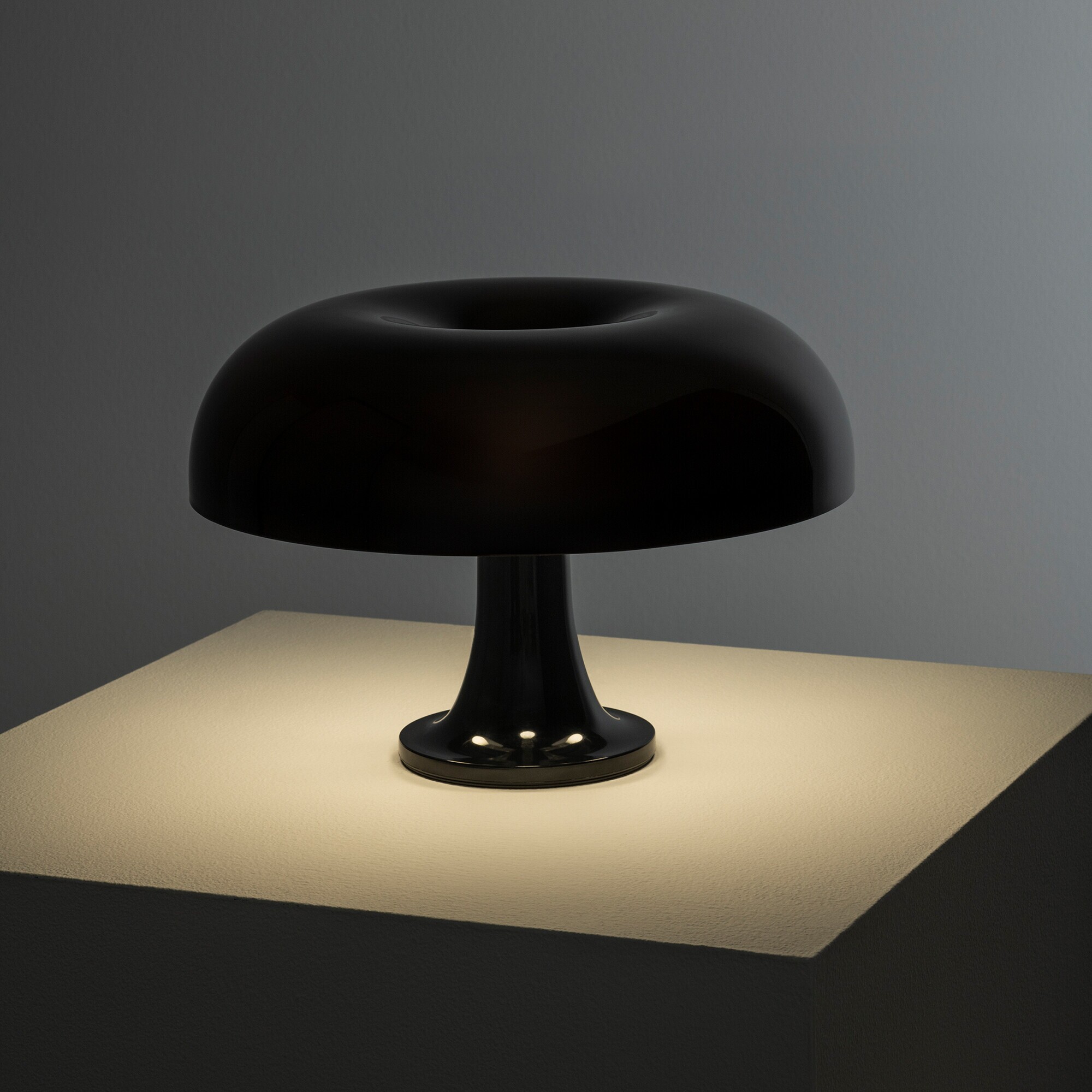 Special Edition Nessino Table Lamp