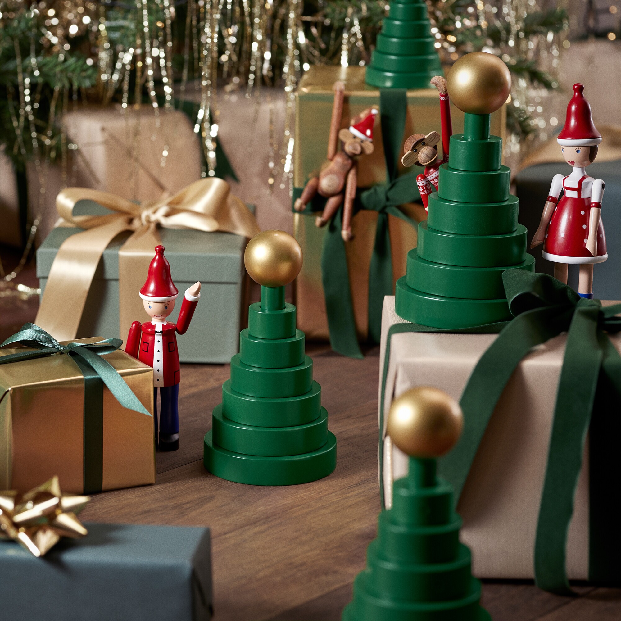 Wooden Figure Christmas Tree H 19.5cm