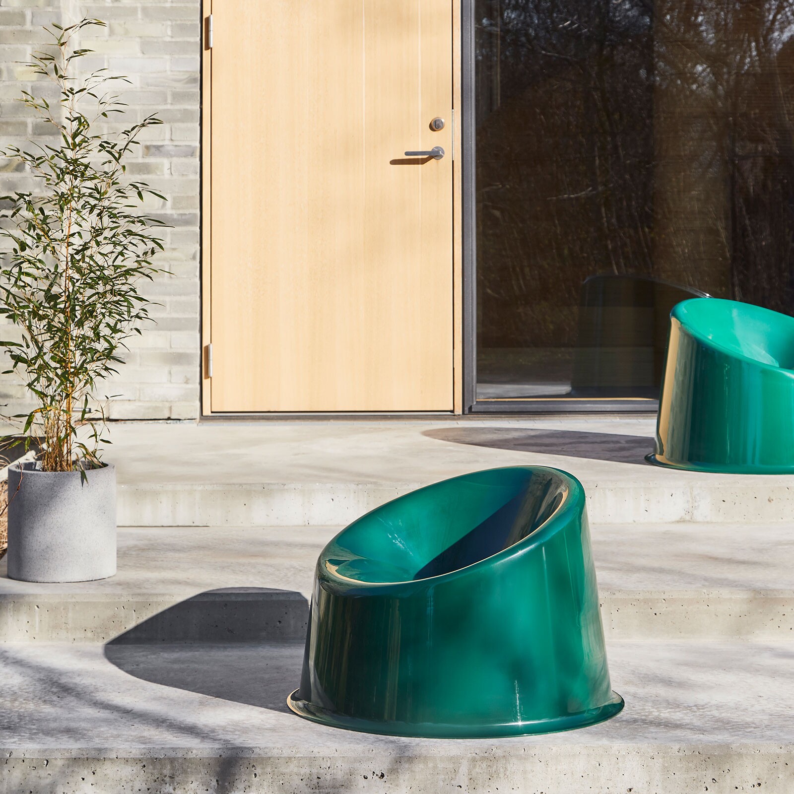 Panto Pop Stacking Chair