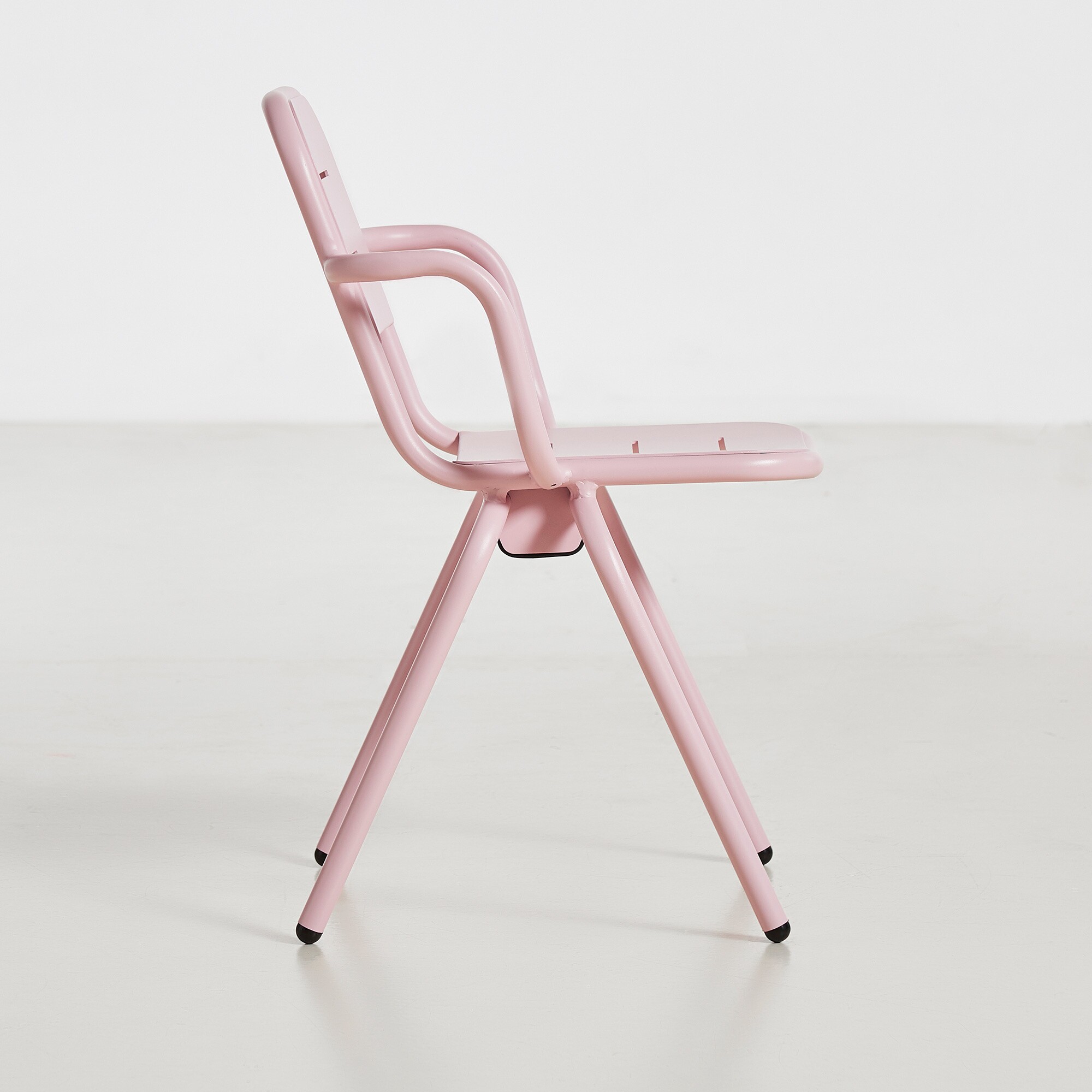 Ray Outdoor Armchair