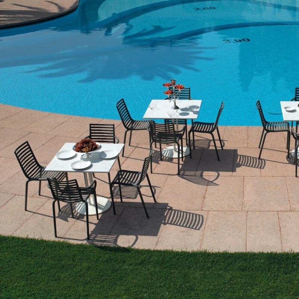 Pip-e Garden Armchair