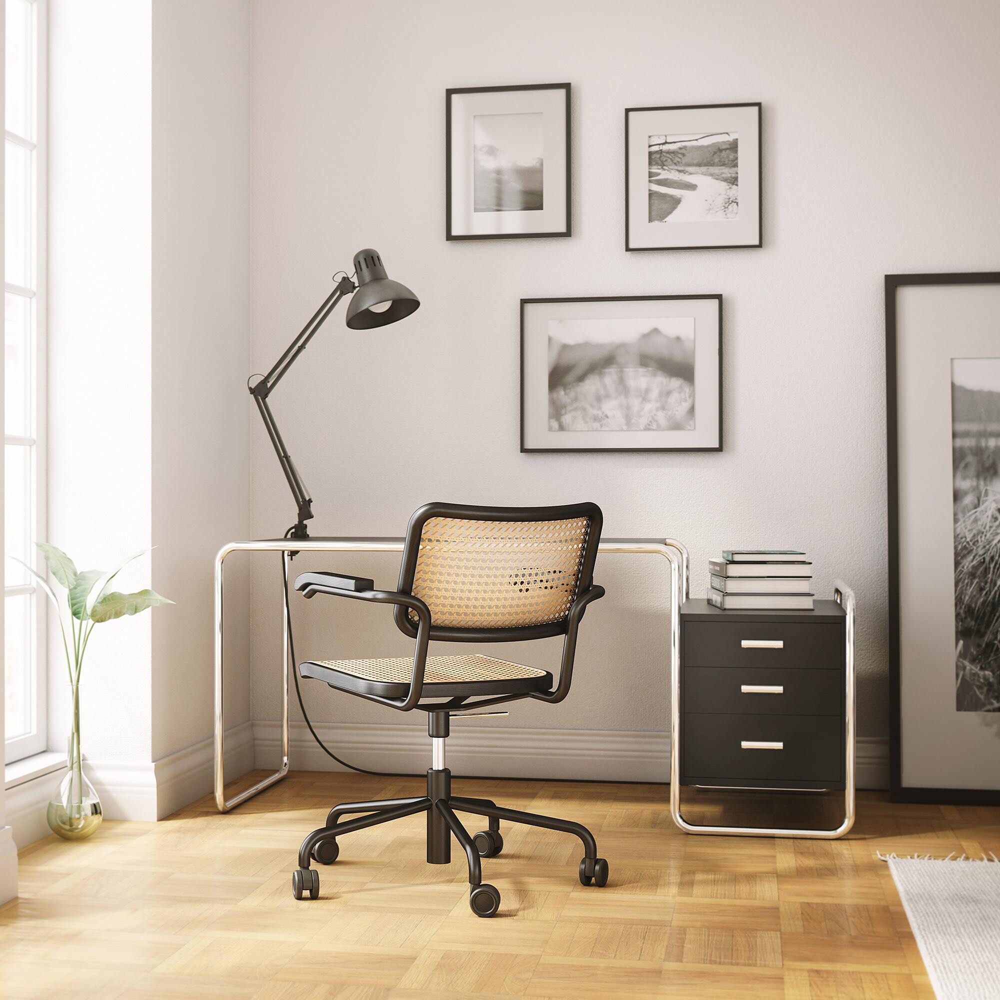 S 64 VDR Swivel Chair with Wickerwork