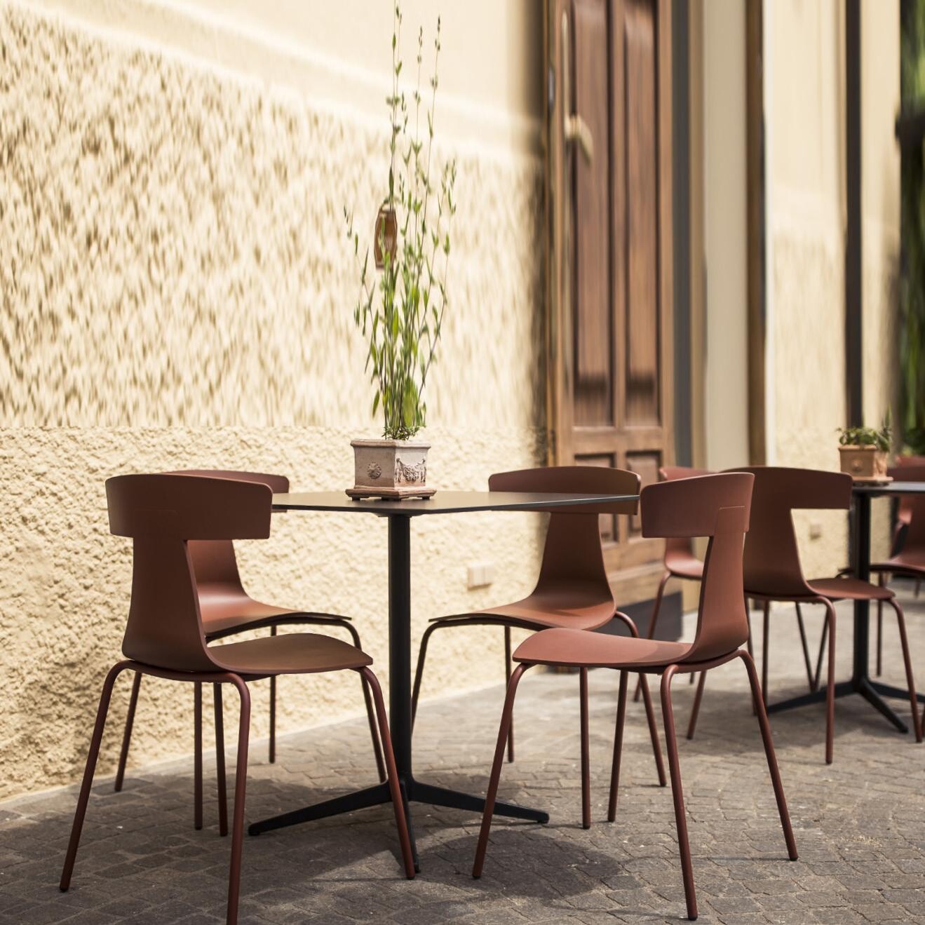 Remo Plastic Garden Chair unicoloured