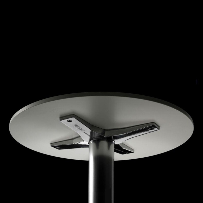 Table One Bistrot Table