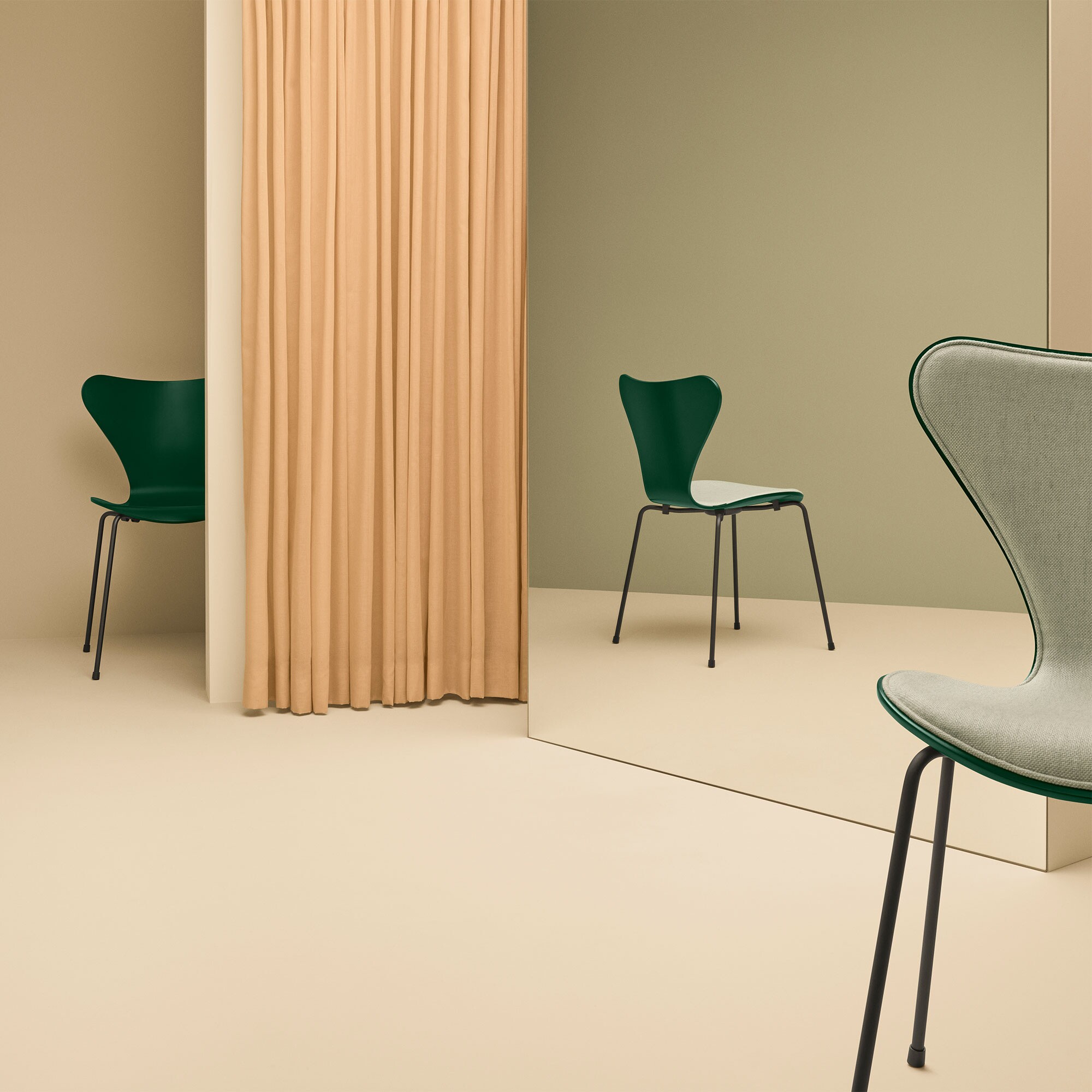 Series 7™ Chair Front Upholstered Brown Bronze