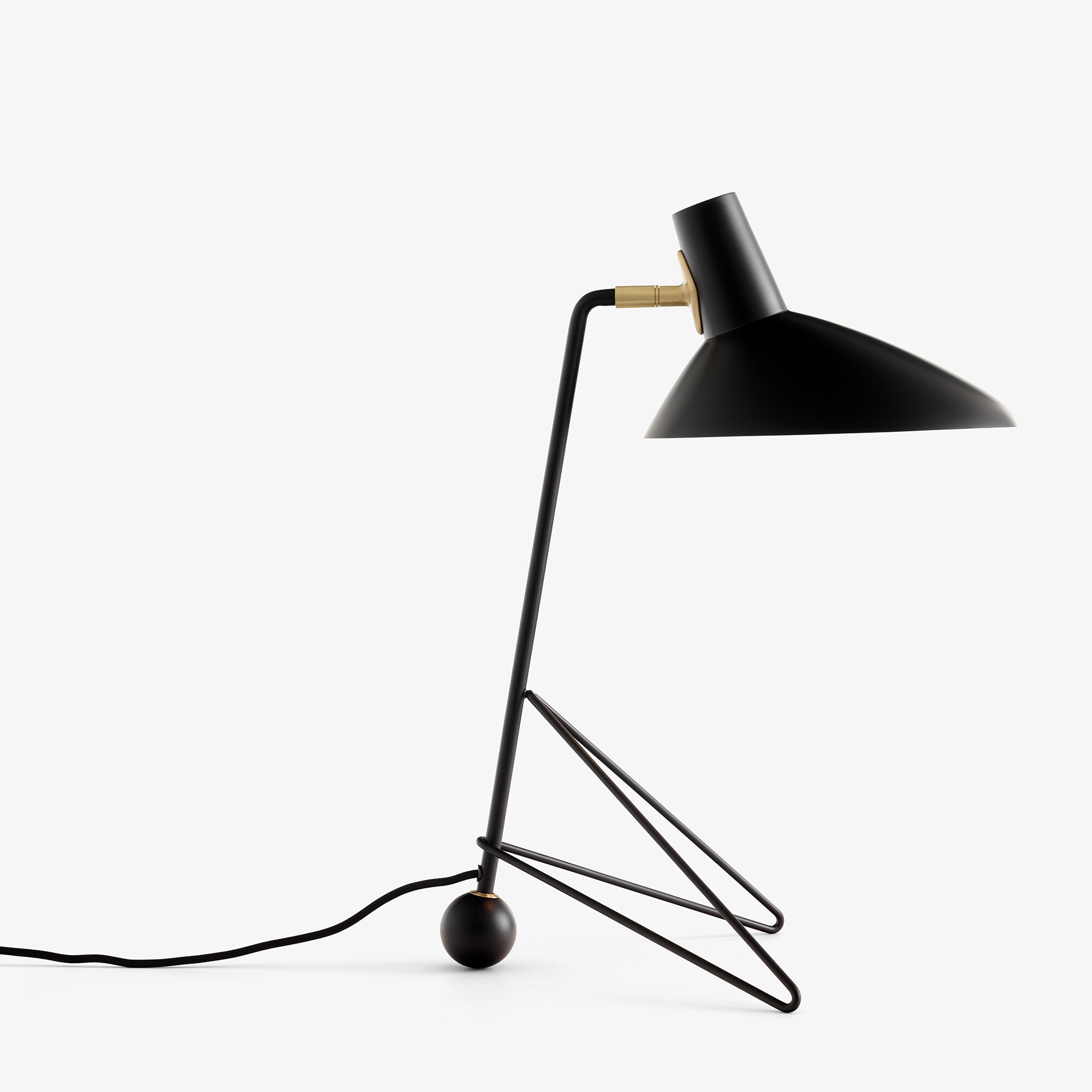 Tripod HM9 Table Lamp