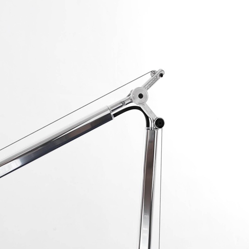 Tolomeo Tavolo Pure Integralis LED Desk Lamp With Table Clamp