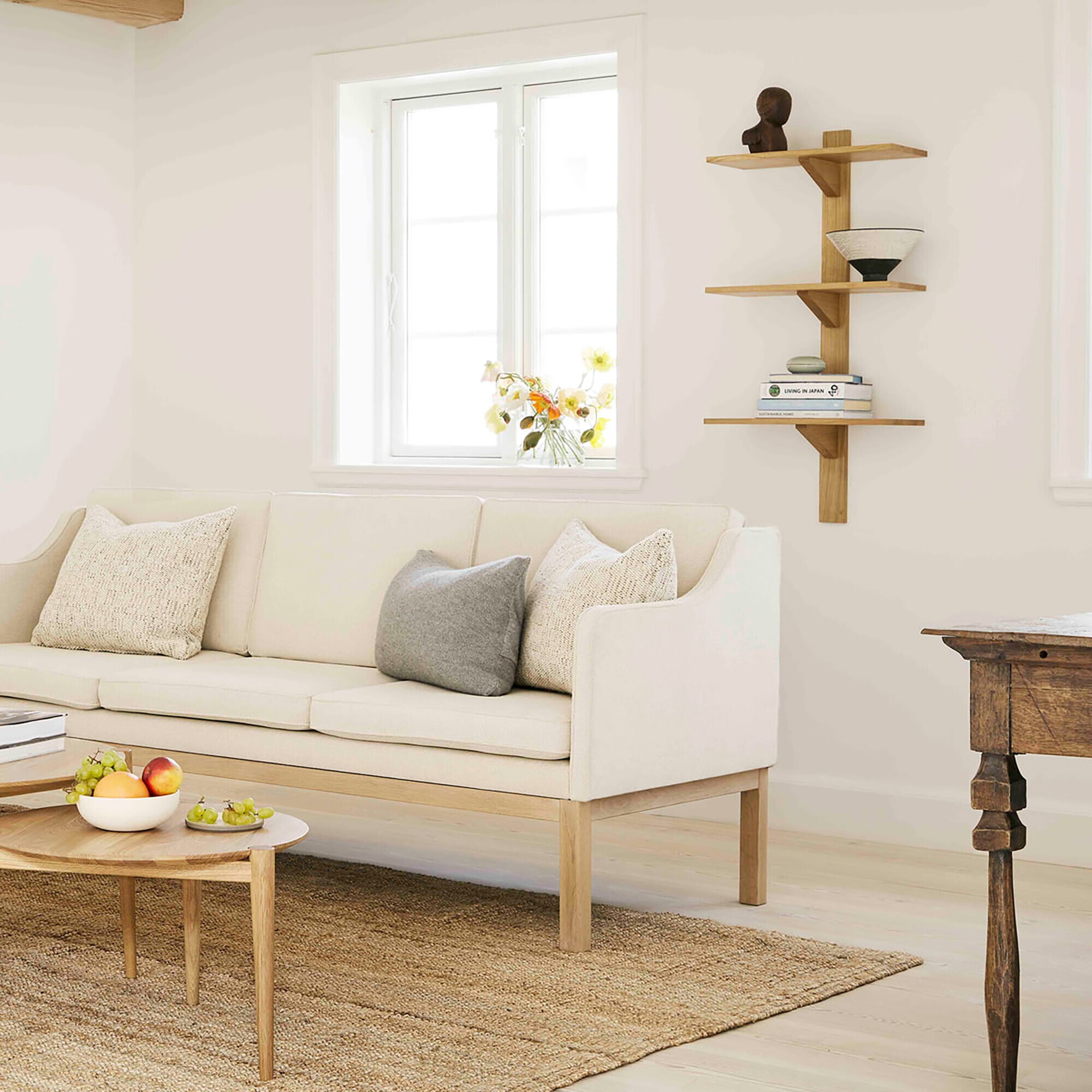 Sorø B100 Wall Shelf