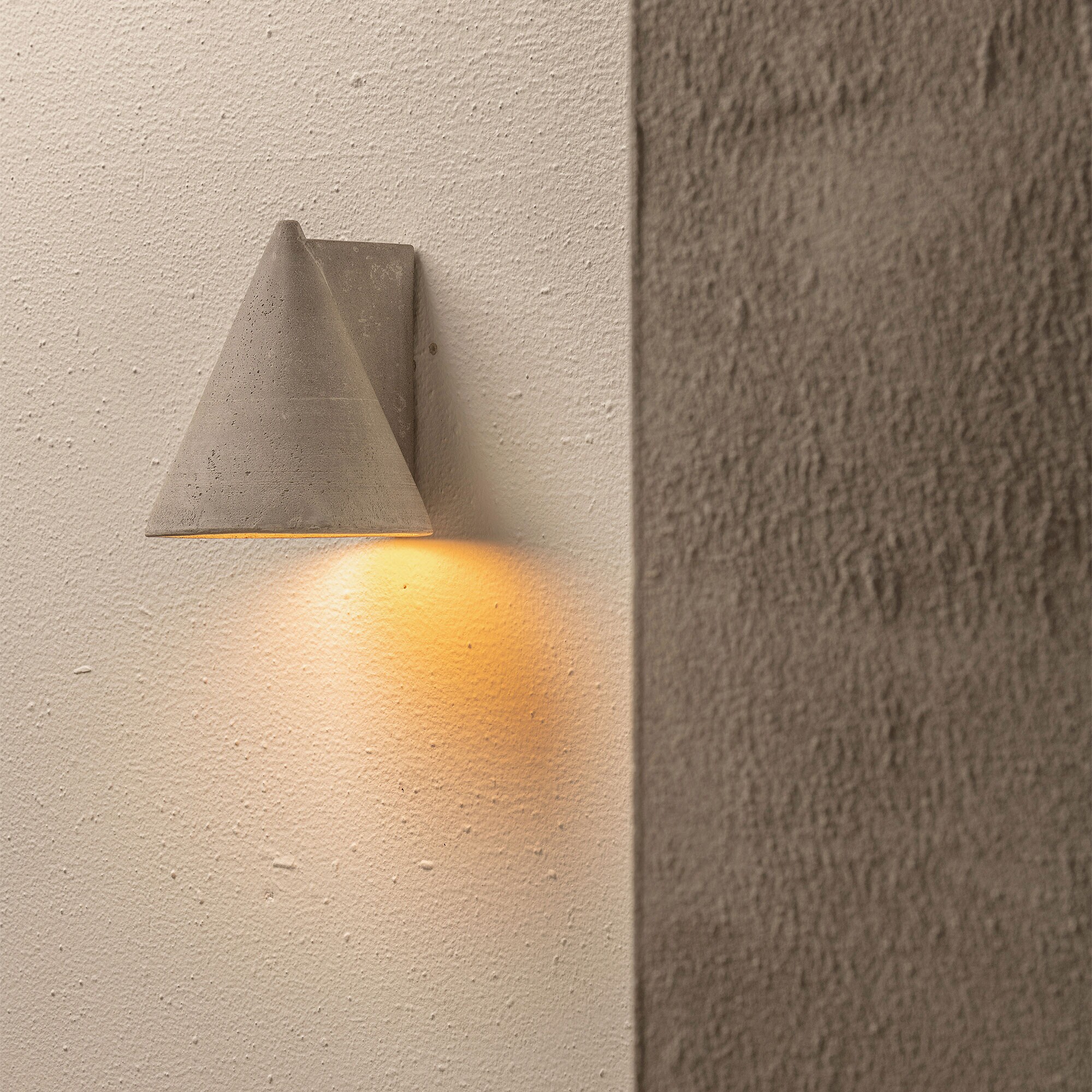 Primary Shape Wall Lamp