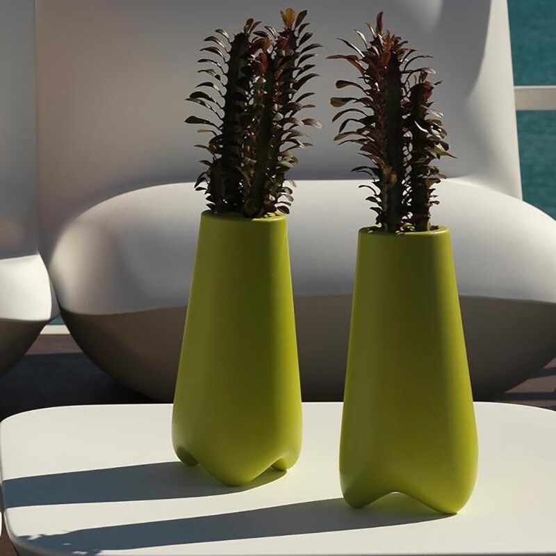 Pillow Garden Side Table