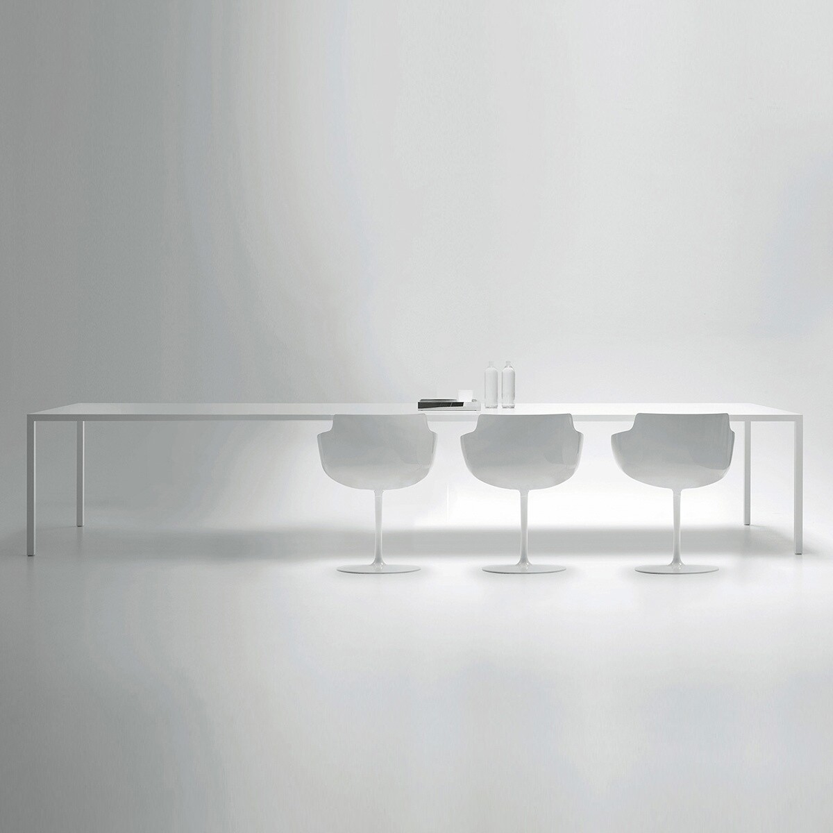 Tense Working Table H 73cm