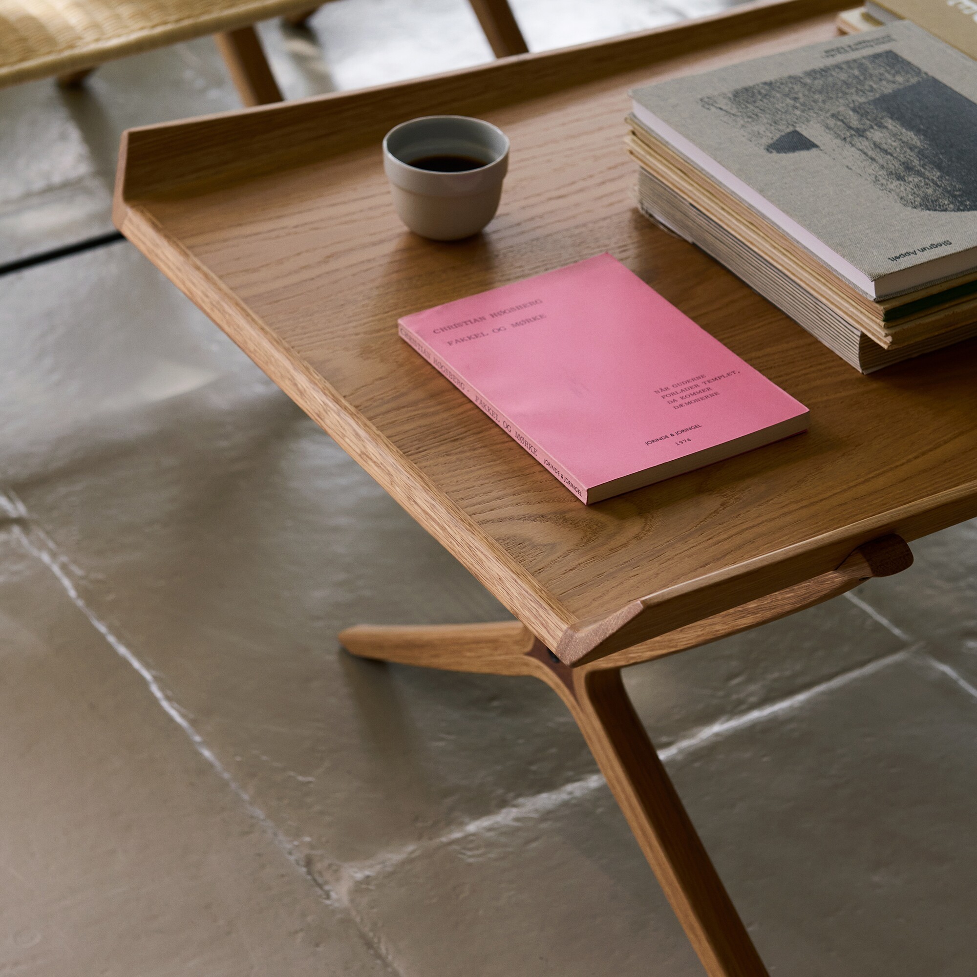 X HM13 Coffee Table 120x61cm