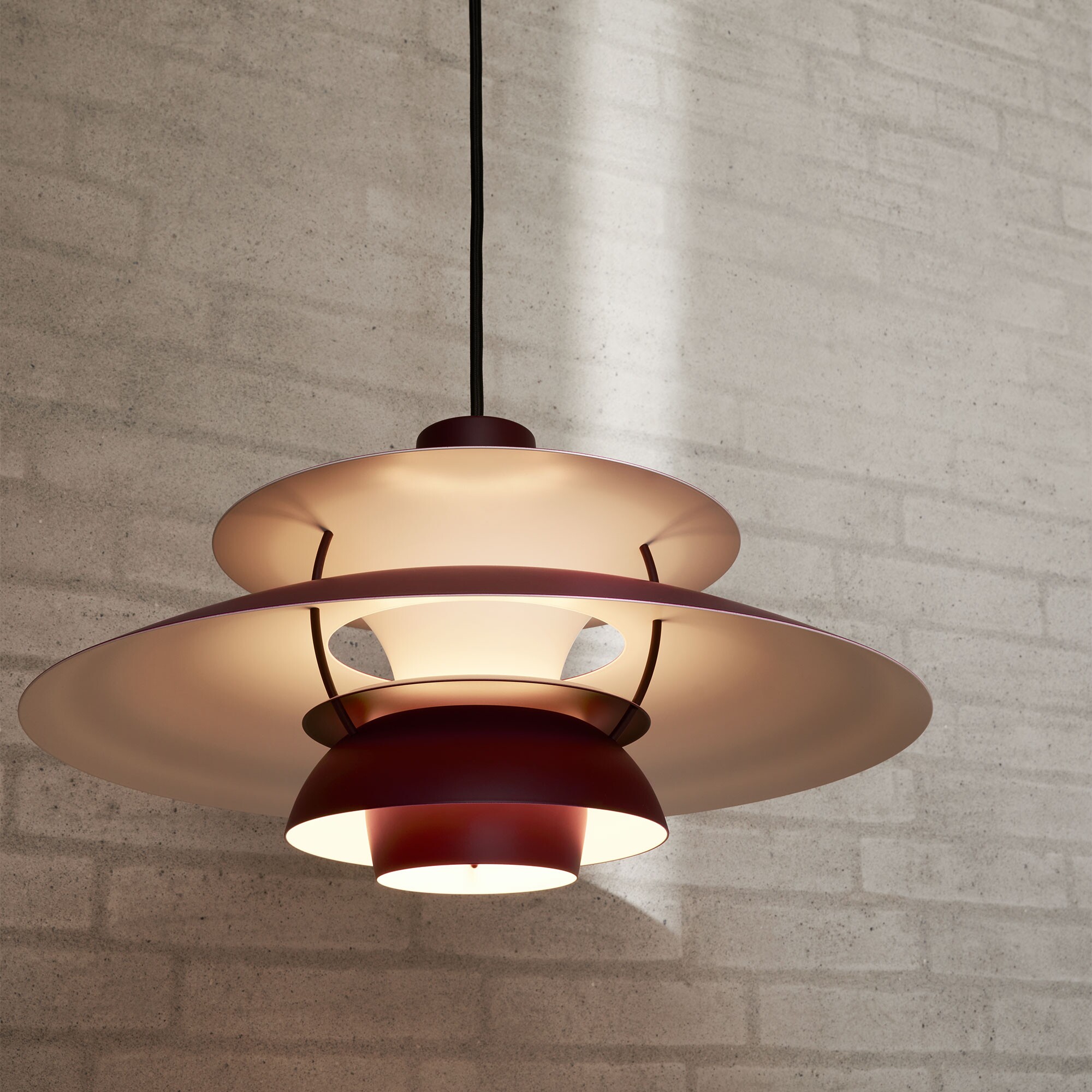 PH 5 Monochrome Suspension Lamp