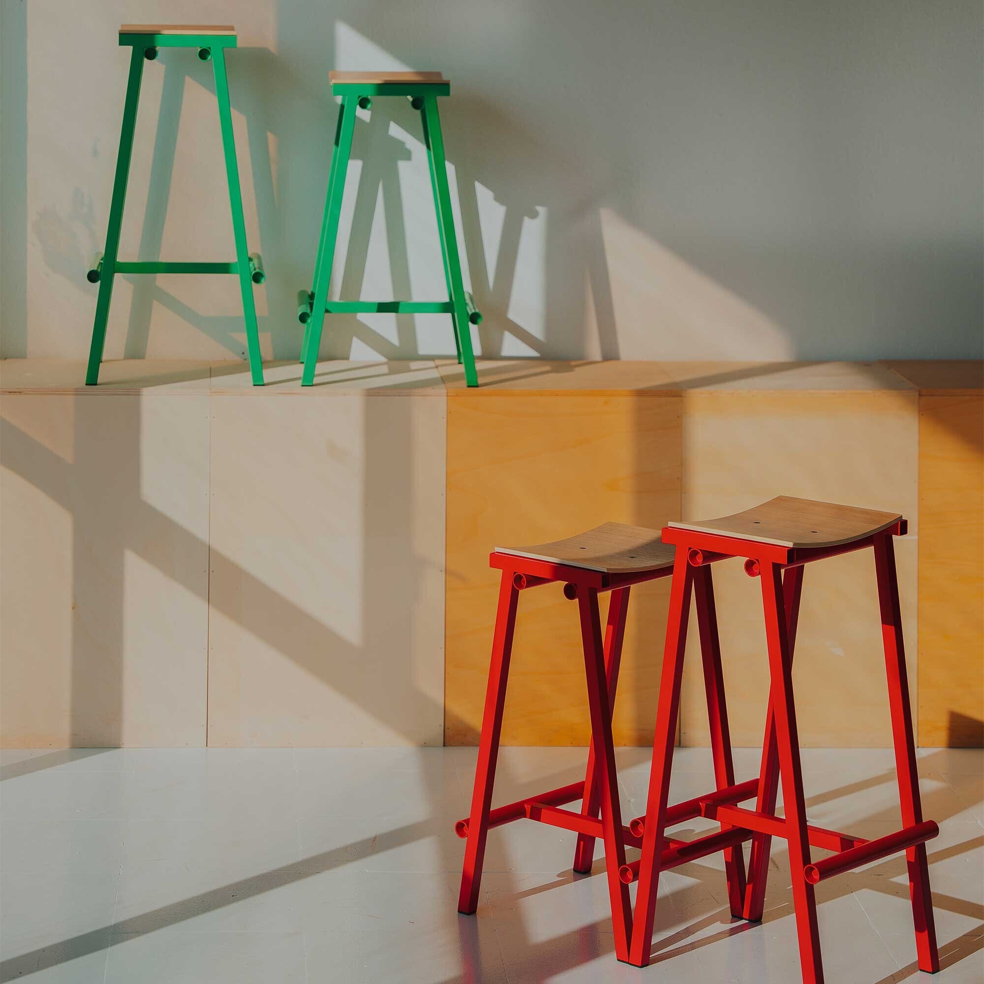 Taburete 8 Bar Stool 65cm